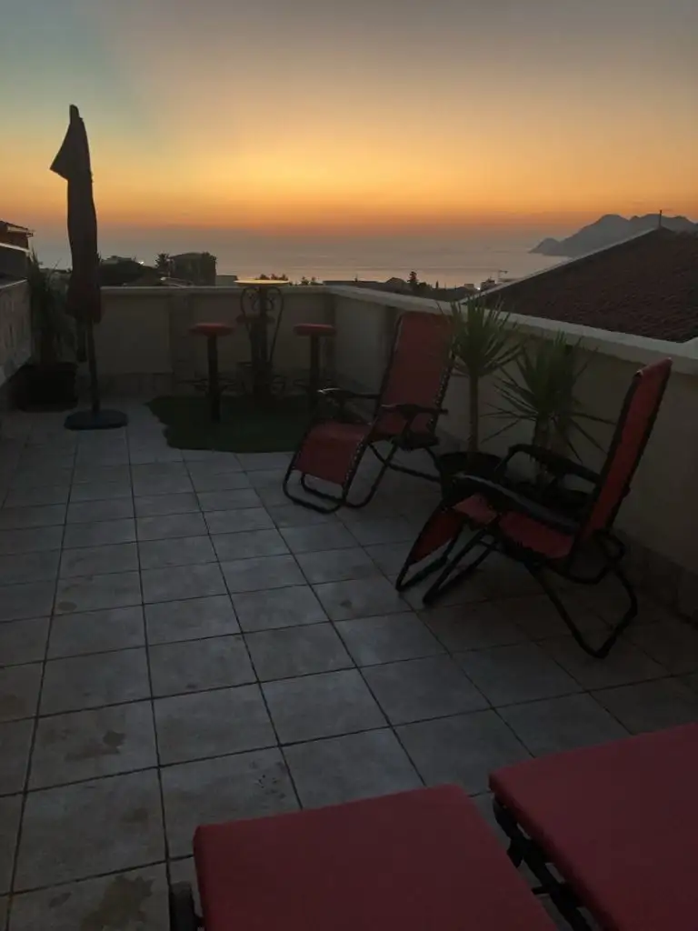 Hotels 600m² in Montenegro, Dobra Voda. Priced at 490000€ rent photo-8