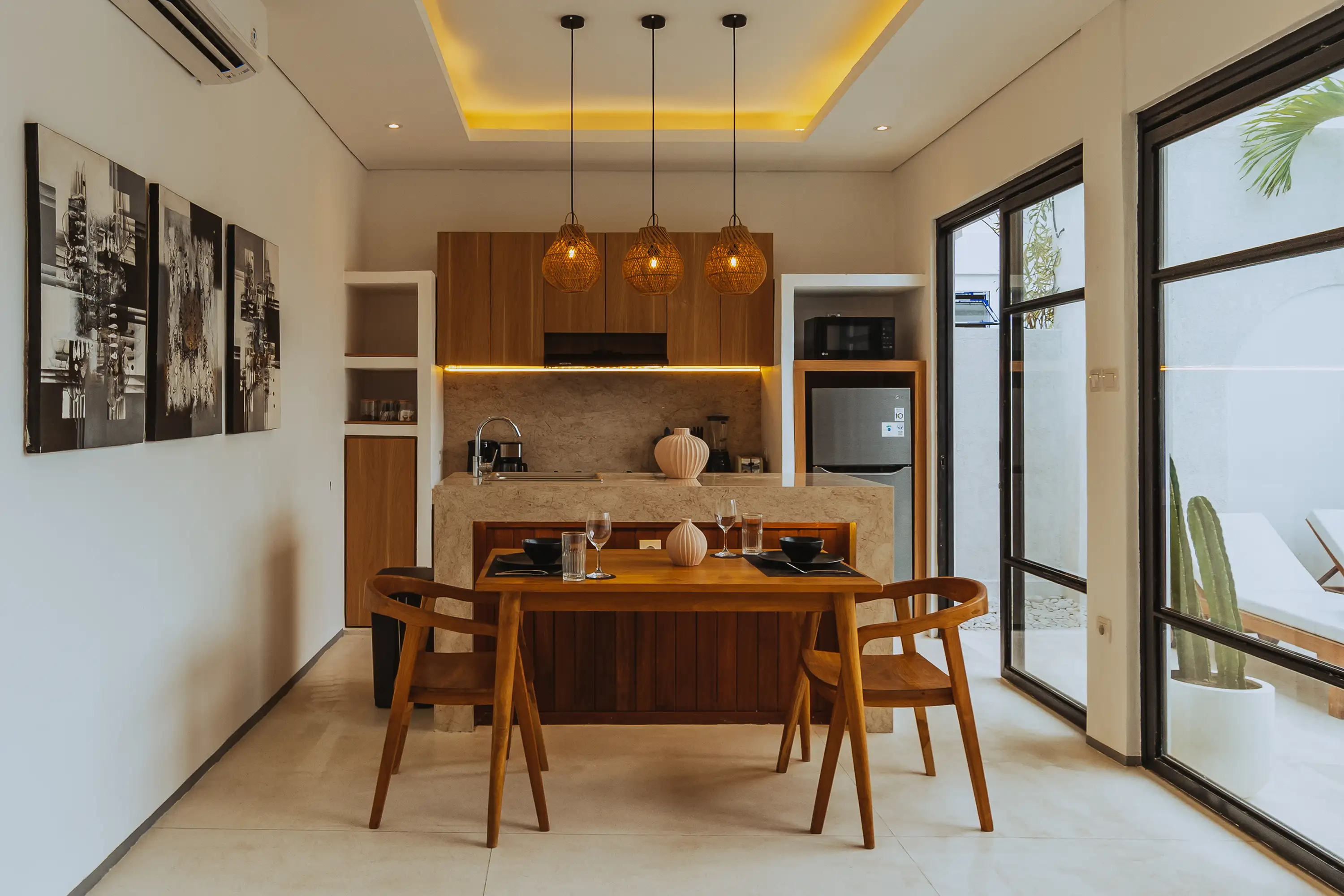 Villa 75m² in Indonesia, Canggu. Priced at 175000$ rent photo-13