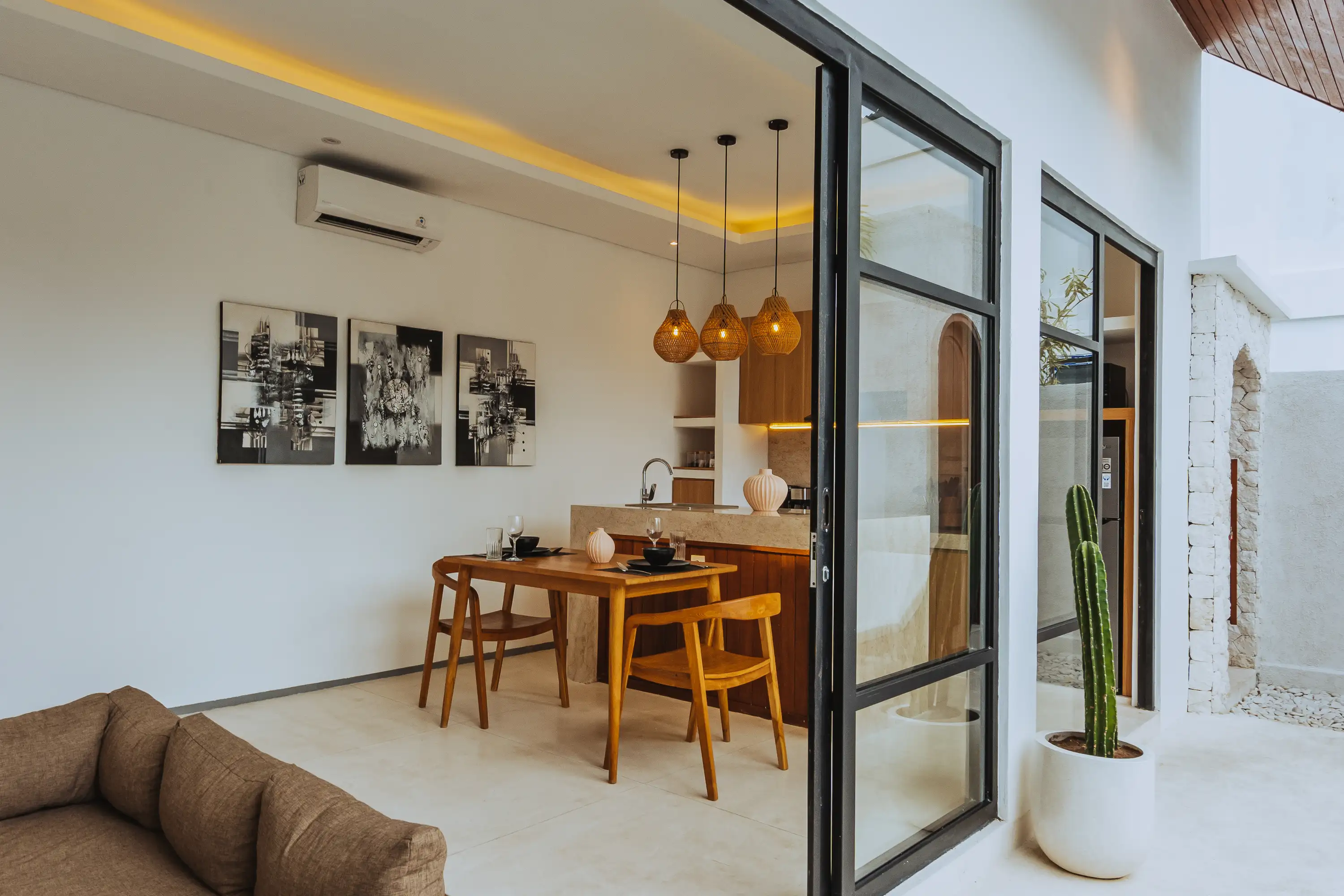 Villa 75m² in Indonesia, Canggu. Priced at 175000$ rent photo-16