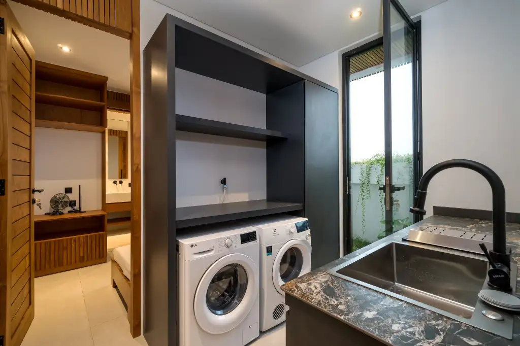 Villa 940m² in Indonesia, Canggu-North. Priced at 180000$ rent photo-11