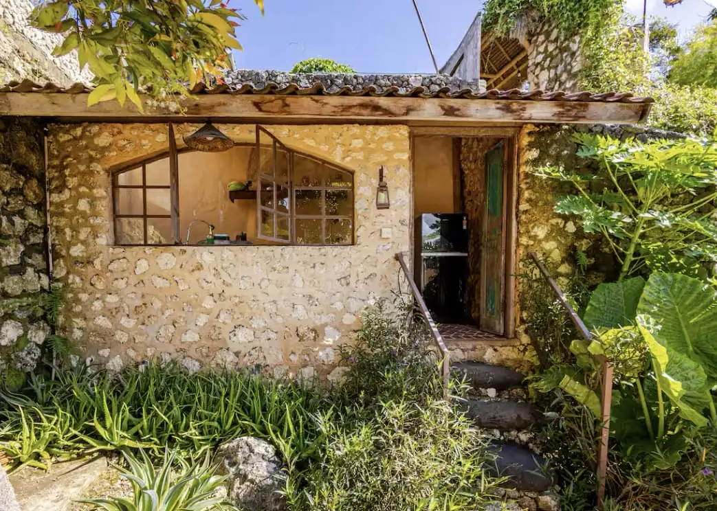 Villa 125m² in Indonesia, Bukit-Uluwatu. Priced at 240000$ rent photo-9