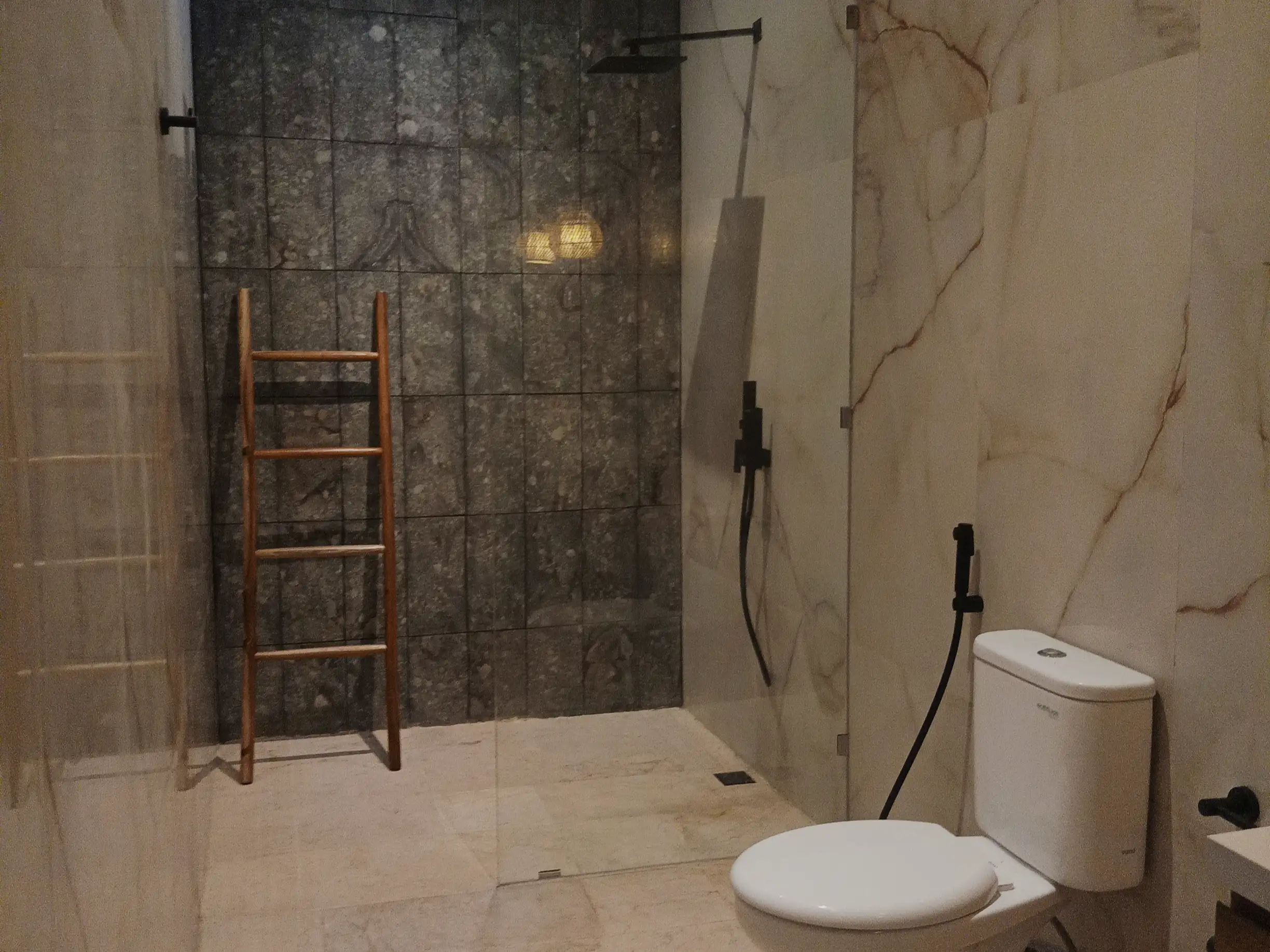 Villa 85m² in Indonesia, Bukit. Priced at 169413$ rent photo-1