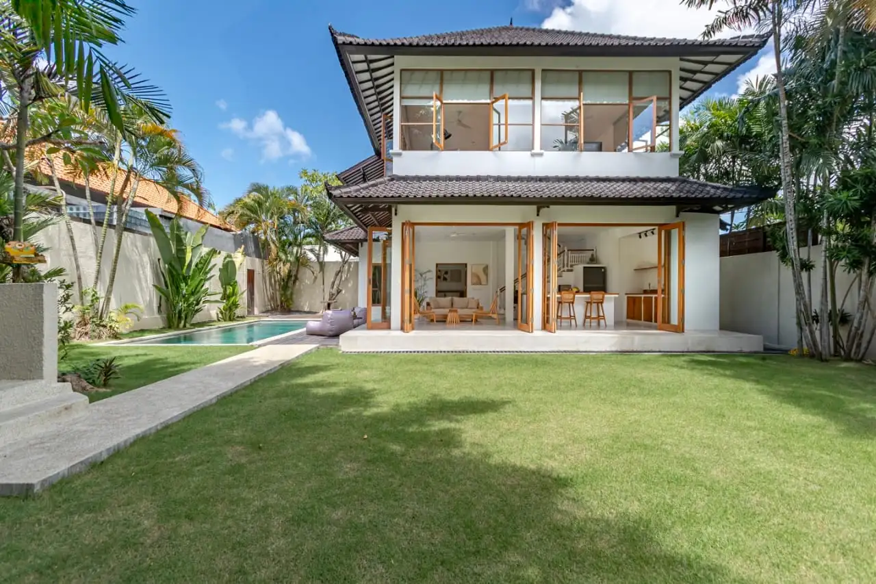 Villa 250m² in Indonesia, Umalas. Priced at 490000$ rent photo-2
