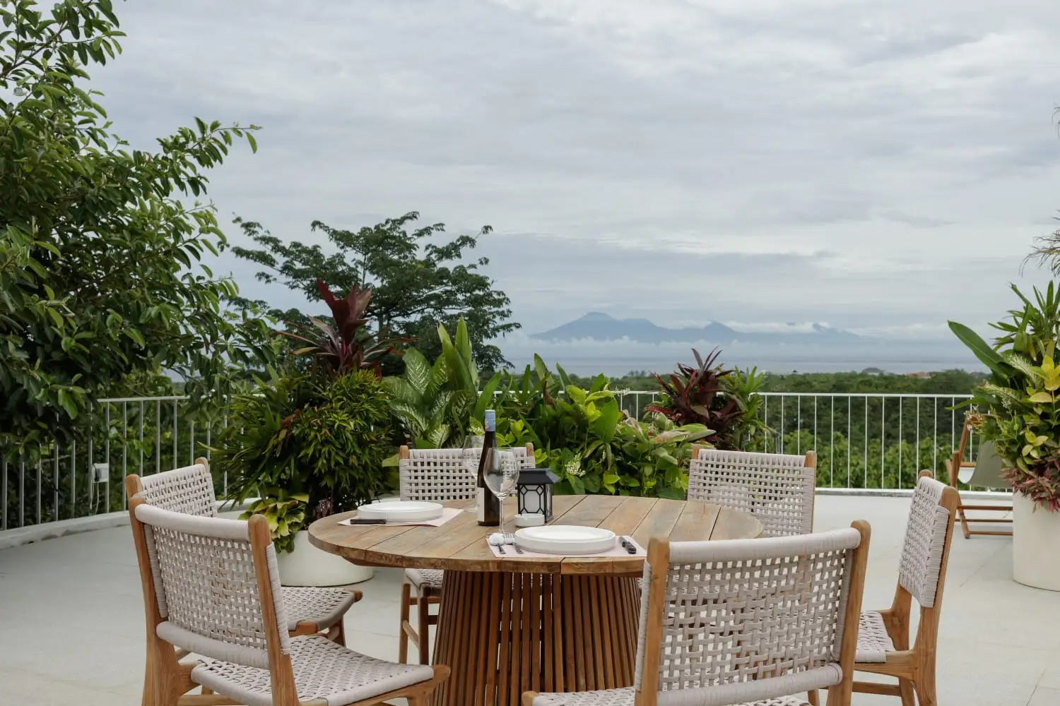 Other Properties 770m² in Indonesia, Bukit. Priced at 1768000$ rent photo-14