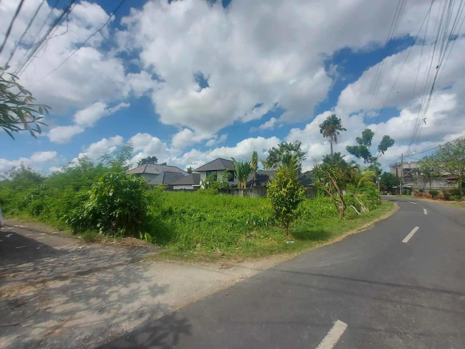 Land 400m² in Indonesia, Canggu. Priced at 123220$ rent photo-2