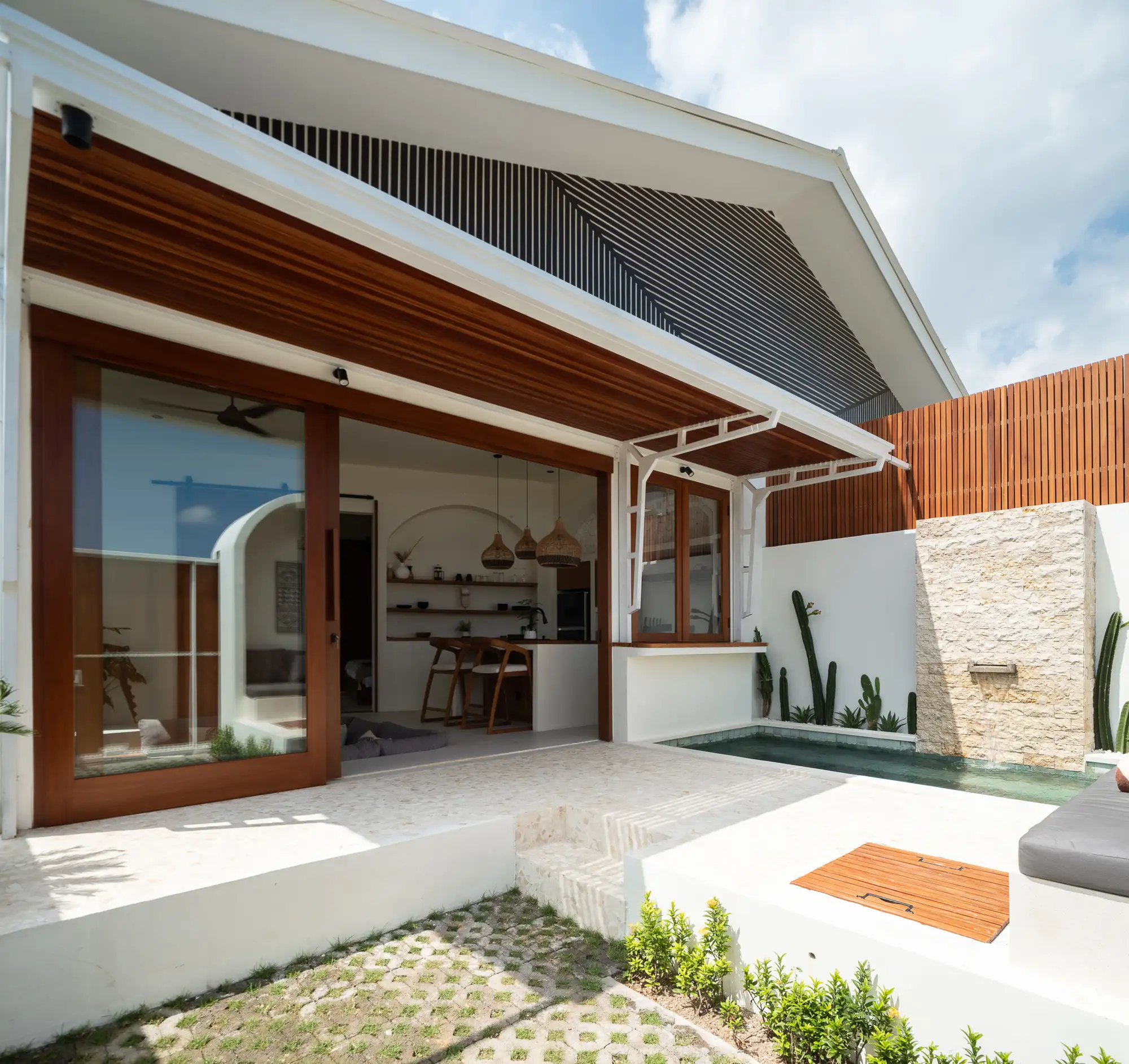 Villa 85m² in Indonesia, Canggu. Priced at 200000$ rent photo-4