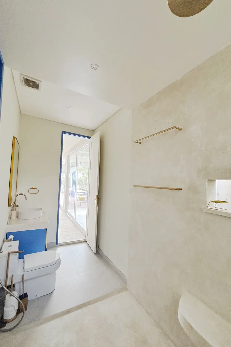 Villa 231m² in Indonesia, Tabanan. Priced at 18300$ rent photo-3