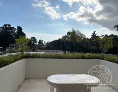 Rent in Indonesia for 18300$