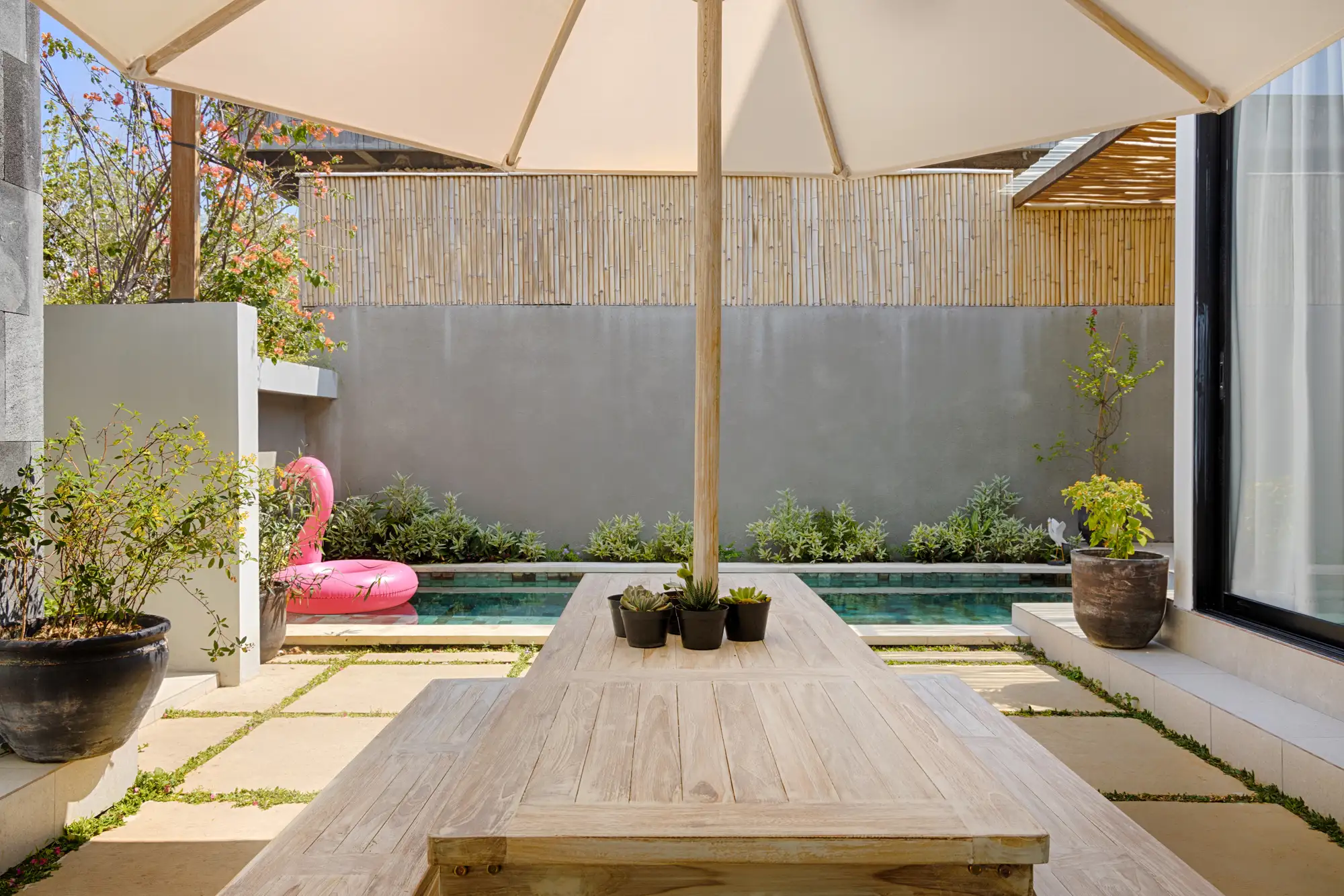 Villa 115m² in Indonesia, Bukit. Priced at 23300$ rent photo-3