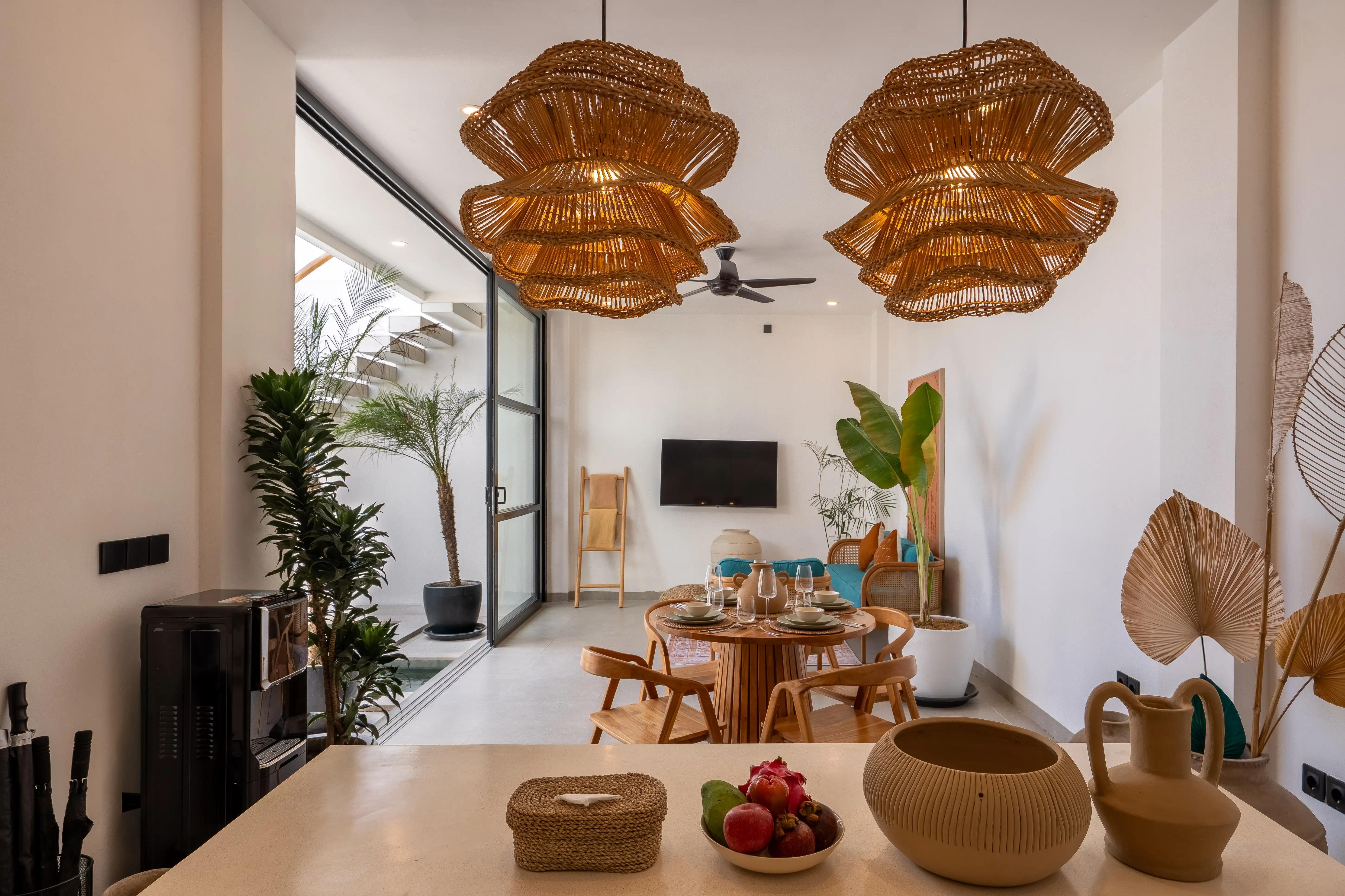 Villa 100m² in Indonesia, Canggu. Priced at 170000$ rent photo-16