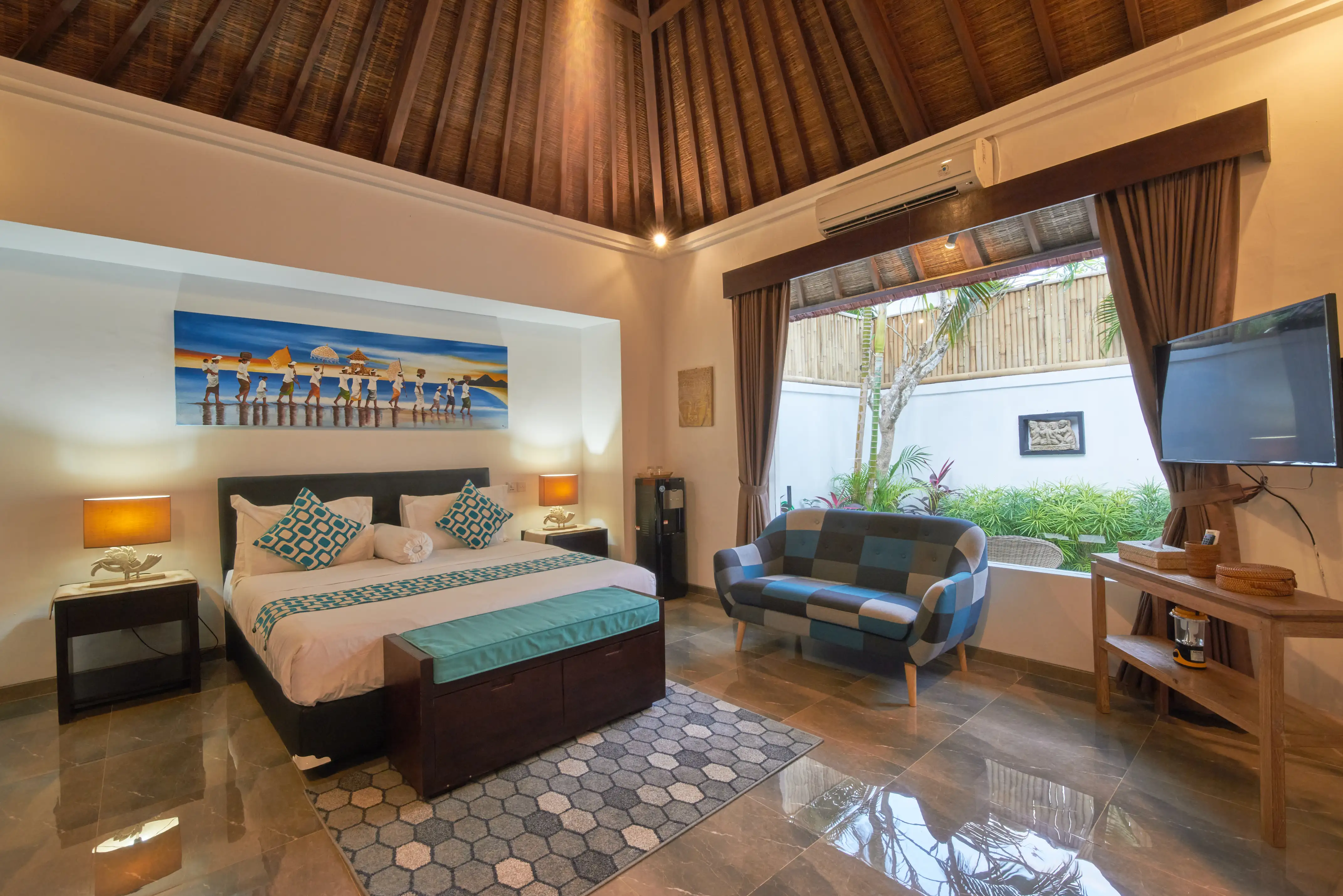 Villa 300m² in Indonesia, Seminyak. Priced at 40503$ rent photo-6