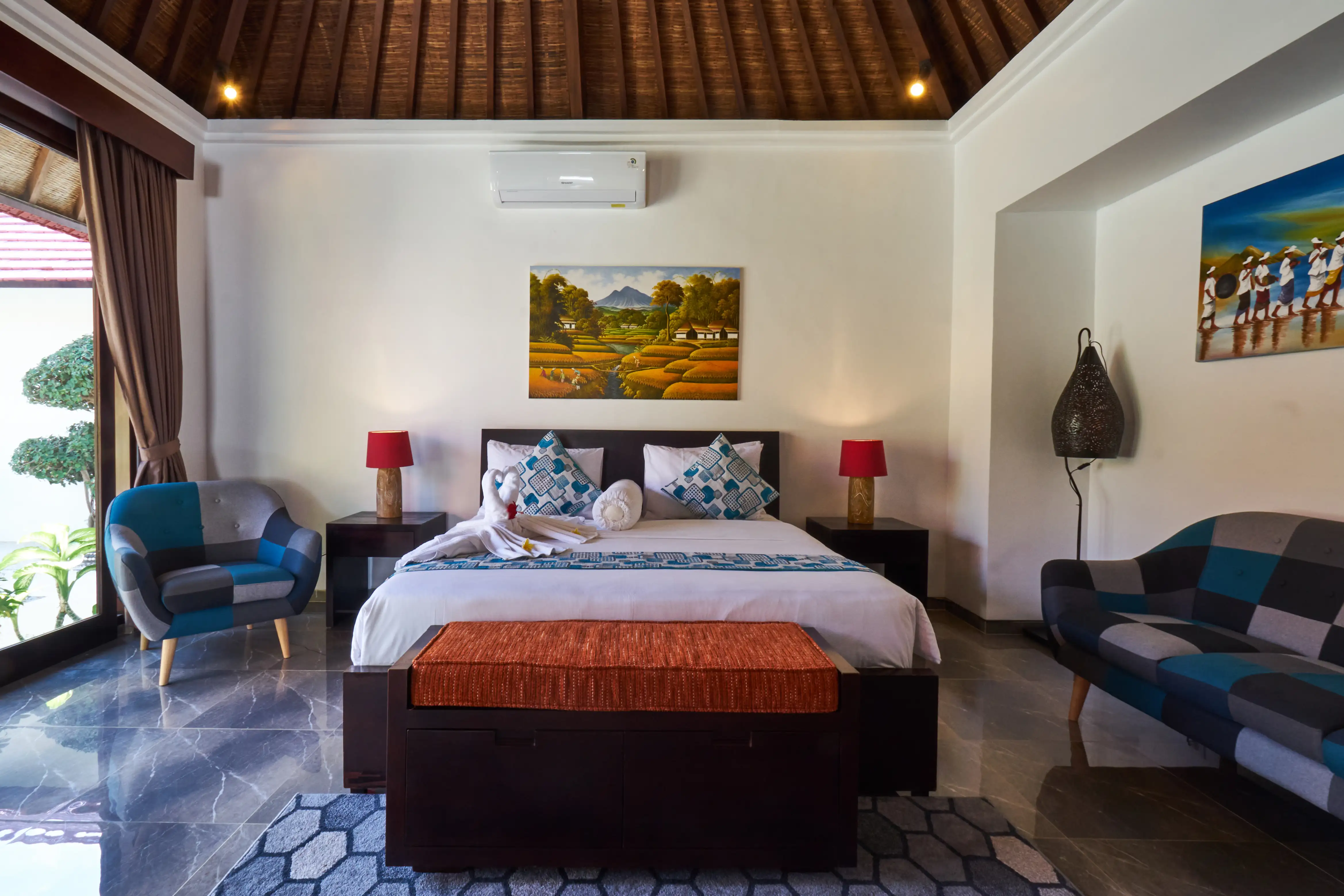 Villa 300m² in Indonesia, Seminyak. Priced at 40503$ rent photo-11
