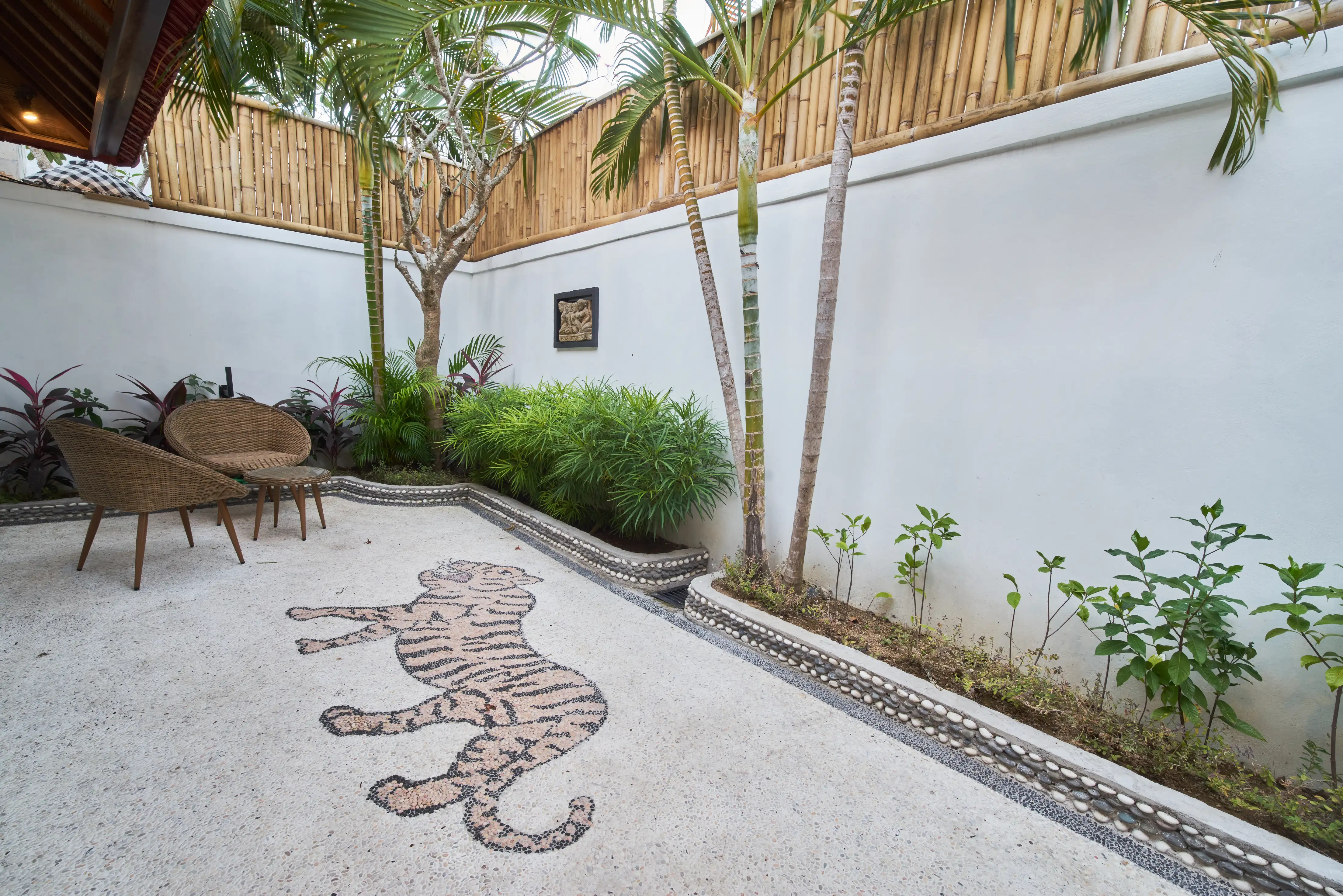 Villa 300m² in Indonesia, Seminyak. Priced at 40503$ rent photo-14