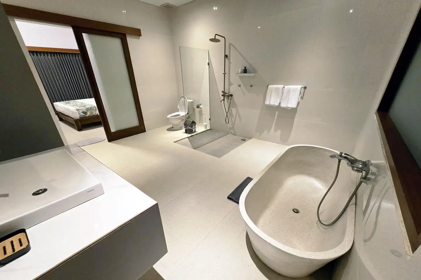Villa 170m² in Indonesia, Canggu. Priced at 17100$ rent photo-2