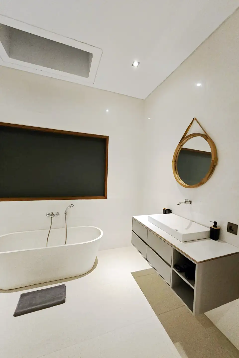 Villa 170m² in Indonesia, Canggu. Priced at 17100$ rent photo-3