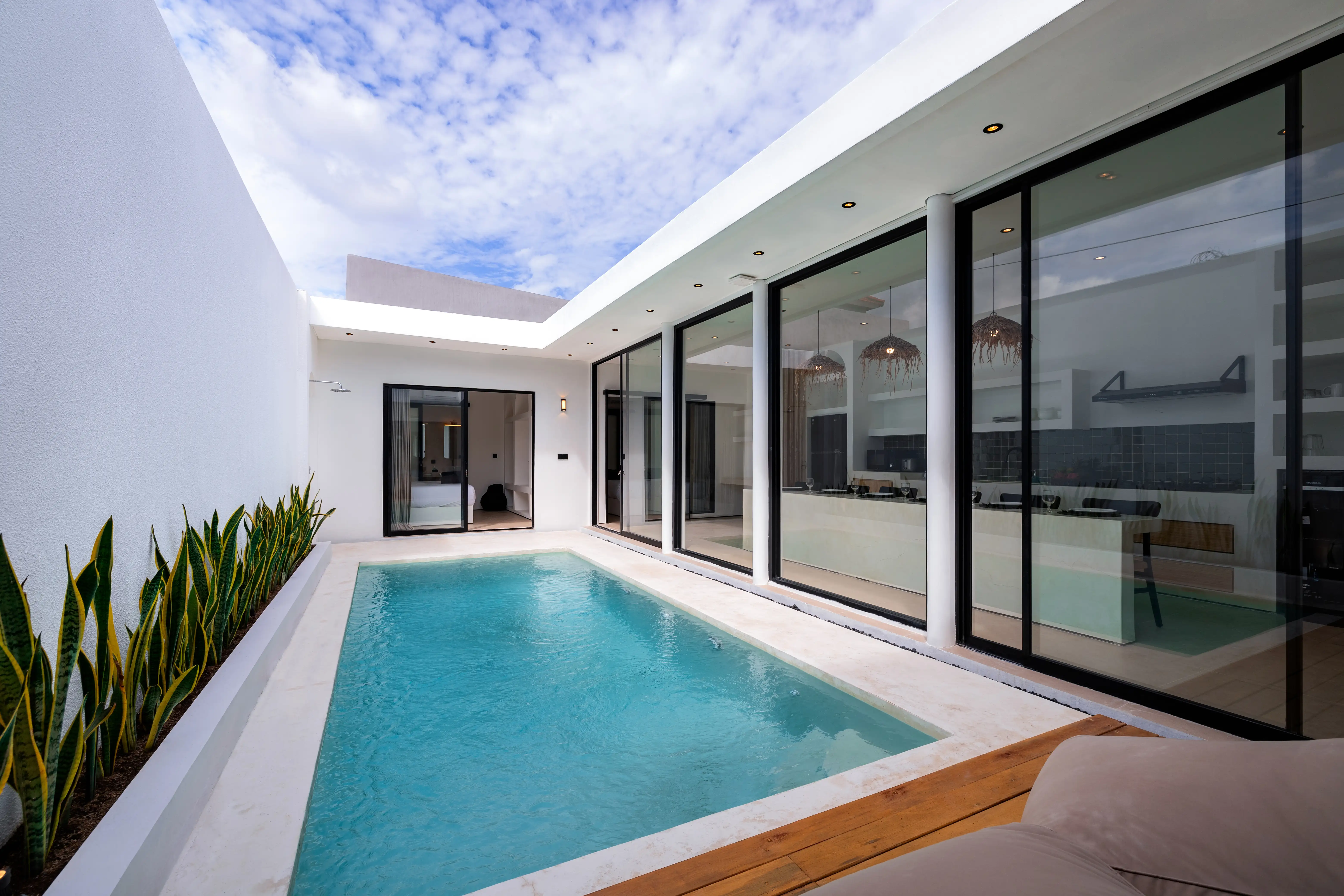 Villa 200m² in Indonesia, Canggu. Priced at 165000$ rent photo-16