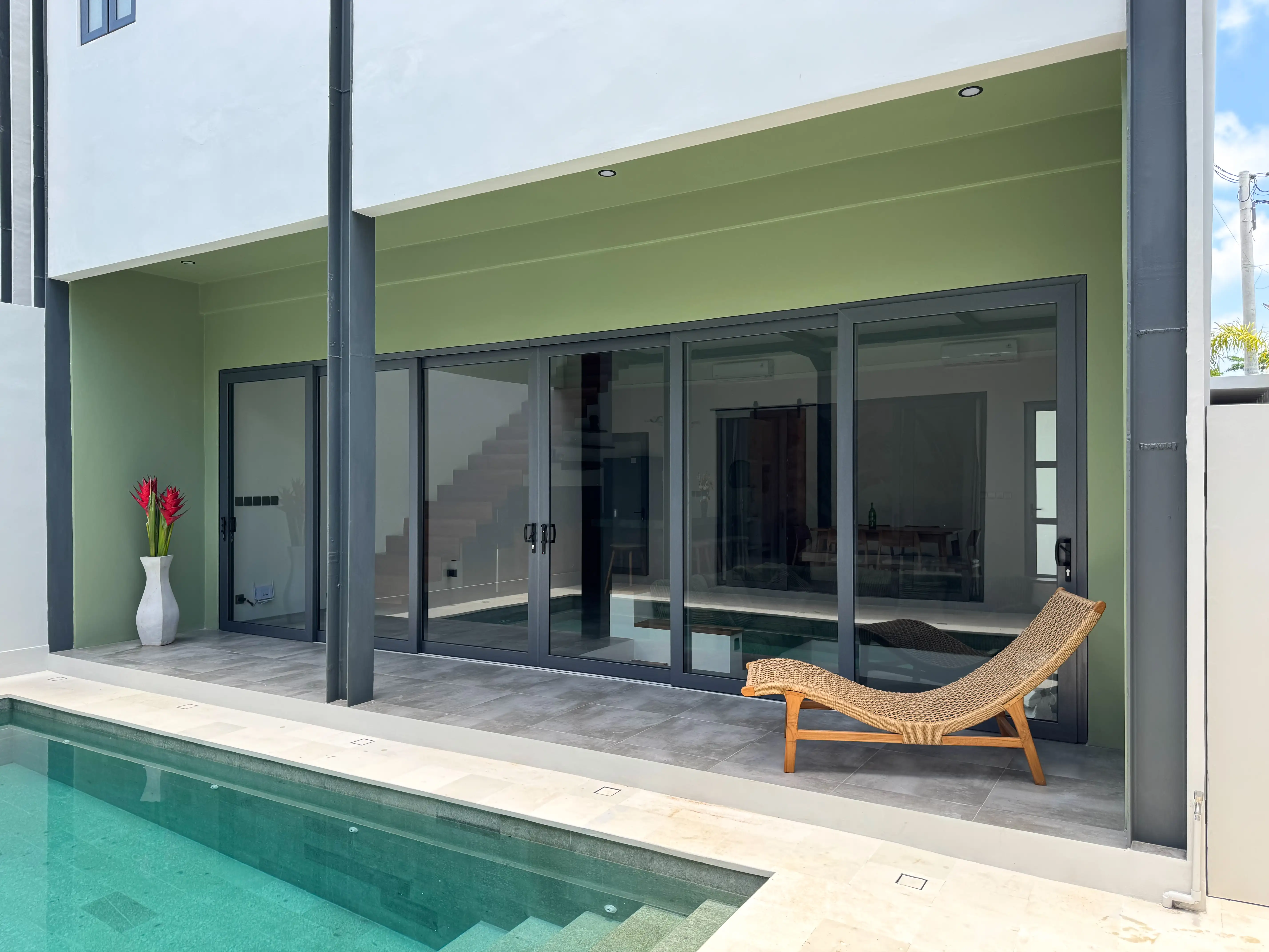 Villa 250m² in Indonesia, Bukit. Priced at 416000$ rent photo-1