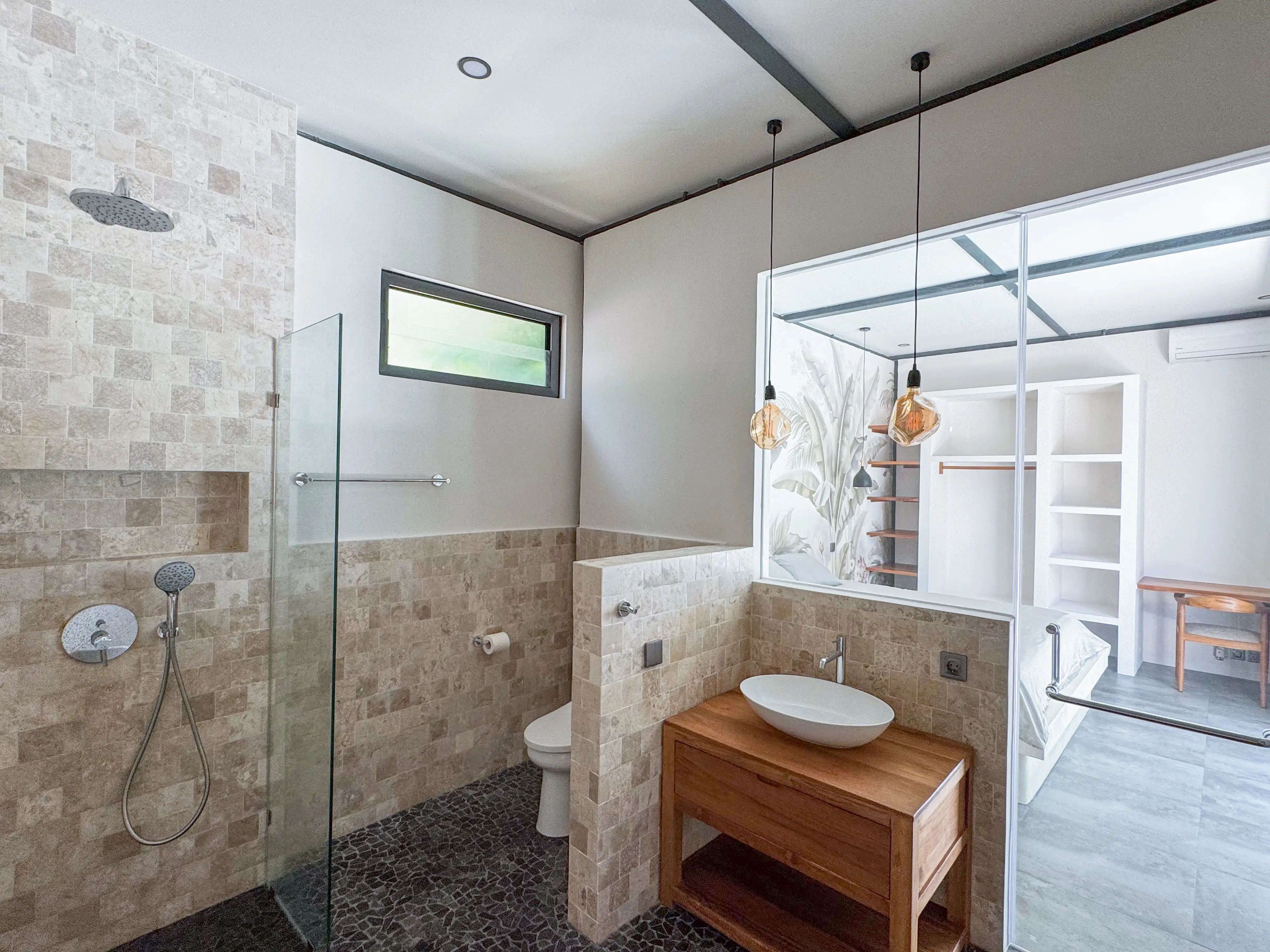 Villa 250m² in Indonesia, Bukit. Priced at 416000$ rent photo-2