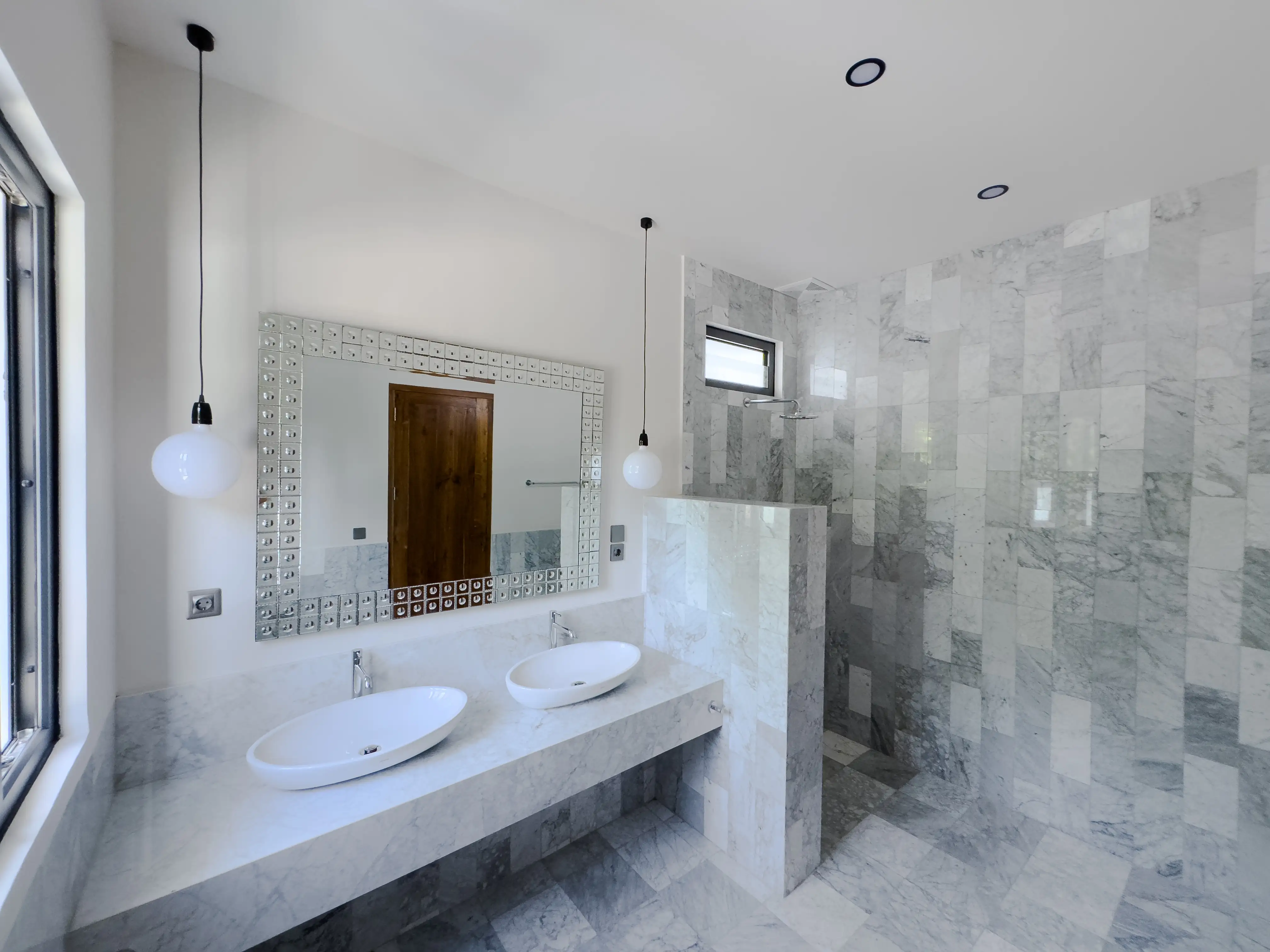 Villa 250m² in Indonesia, Bukit. Priced at 416000$ rent photo-10