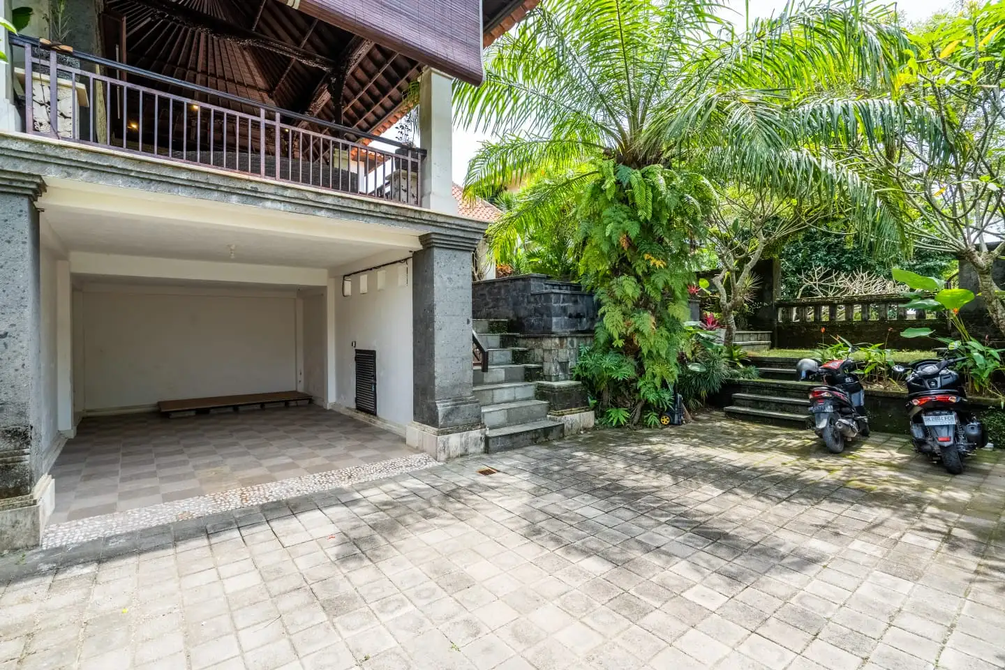 Villa 400m² in Indonesia, Bukit. Priced at 30722$ rent photo-29