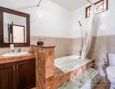 Rent in Indonesia for 30722$