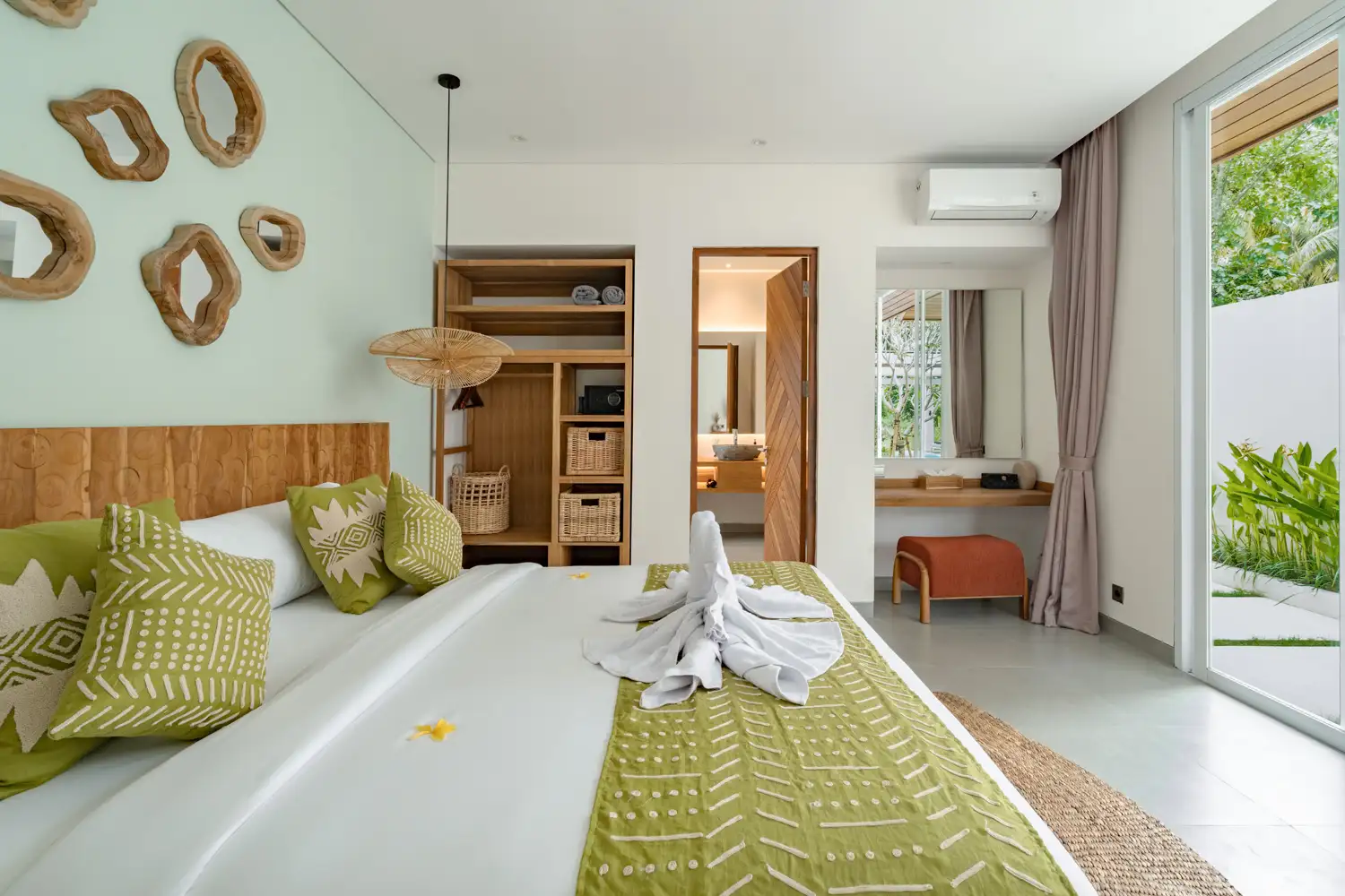 Villa 300m² in Indonesia, Ubud. Priced at 570000$ rent photo-7