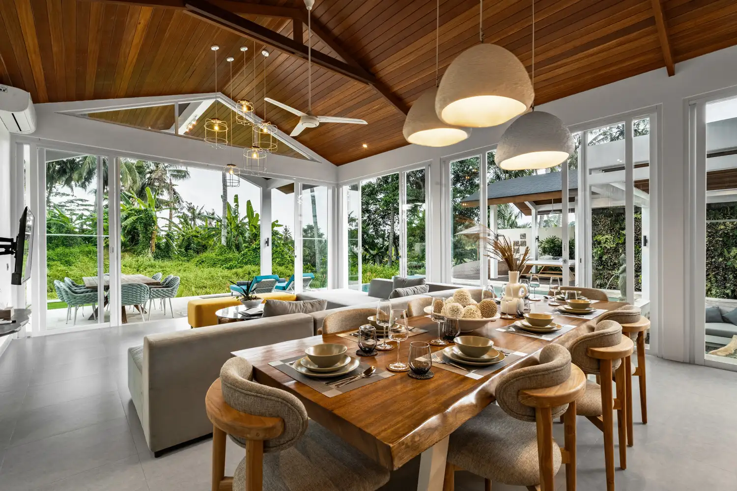 Villa 300m² in Indonesia, Ubud. Priced at 570000$ rent photo-20