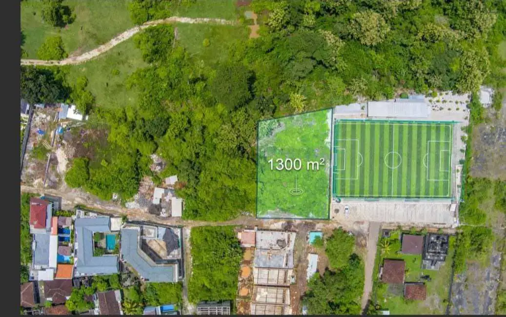 Land 0m² in Indonesia, Bukit. Priced at 276630$ rent photo-4