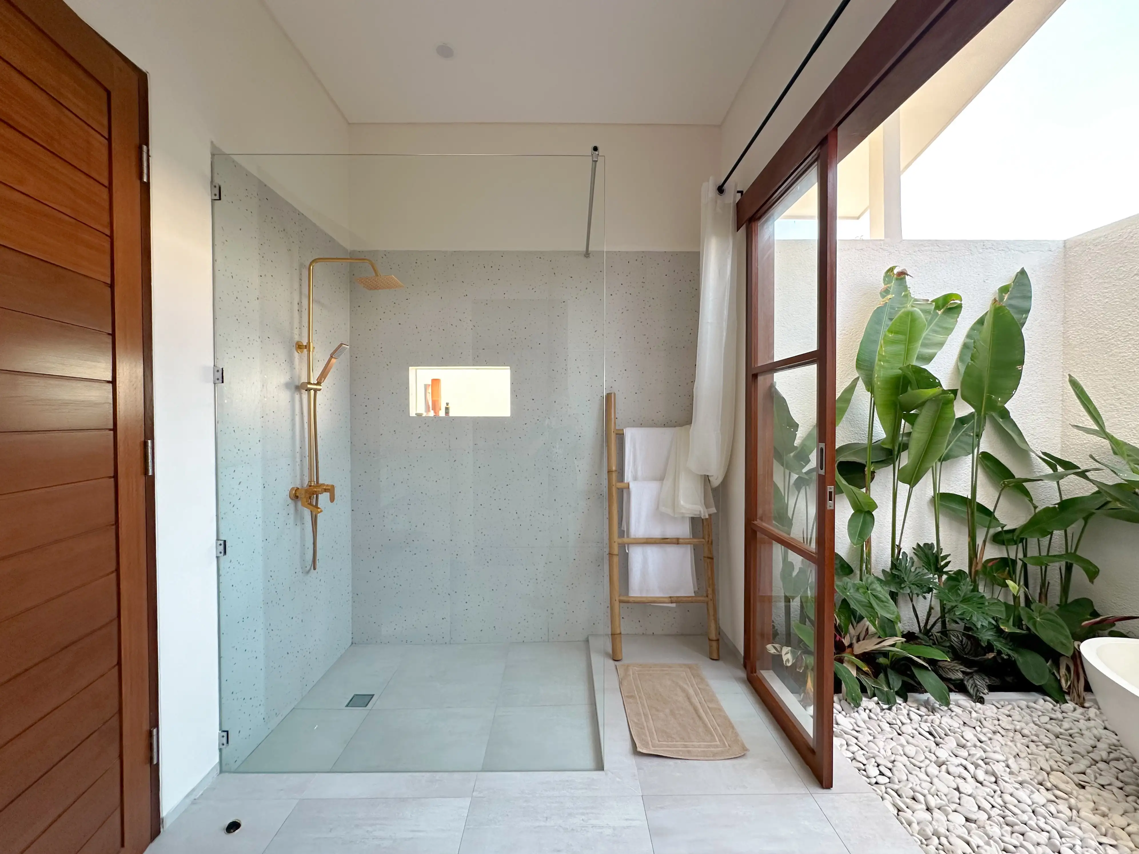 Villa 55m² in Indonesia, Bukit. Priced at 199000$ rent photo-2