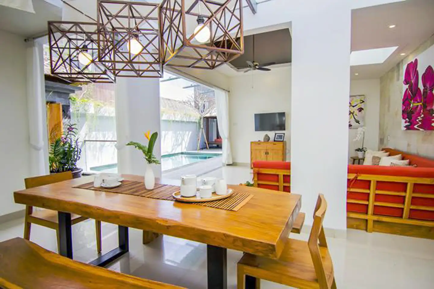 Villa 200m² in Indonesia, Tabanan. Priced at 16700$ rent photo-10