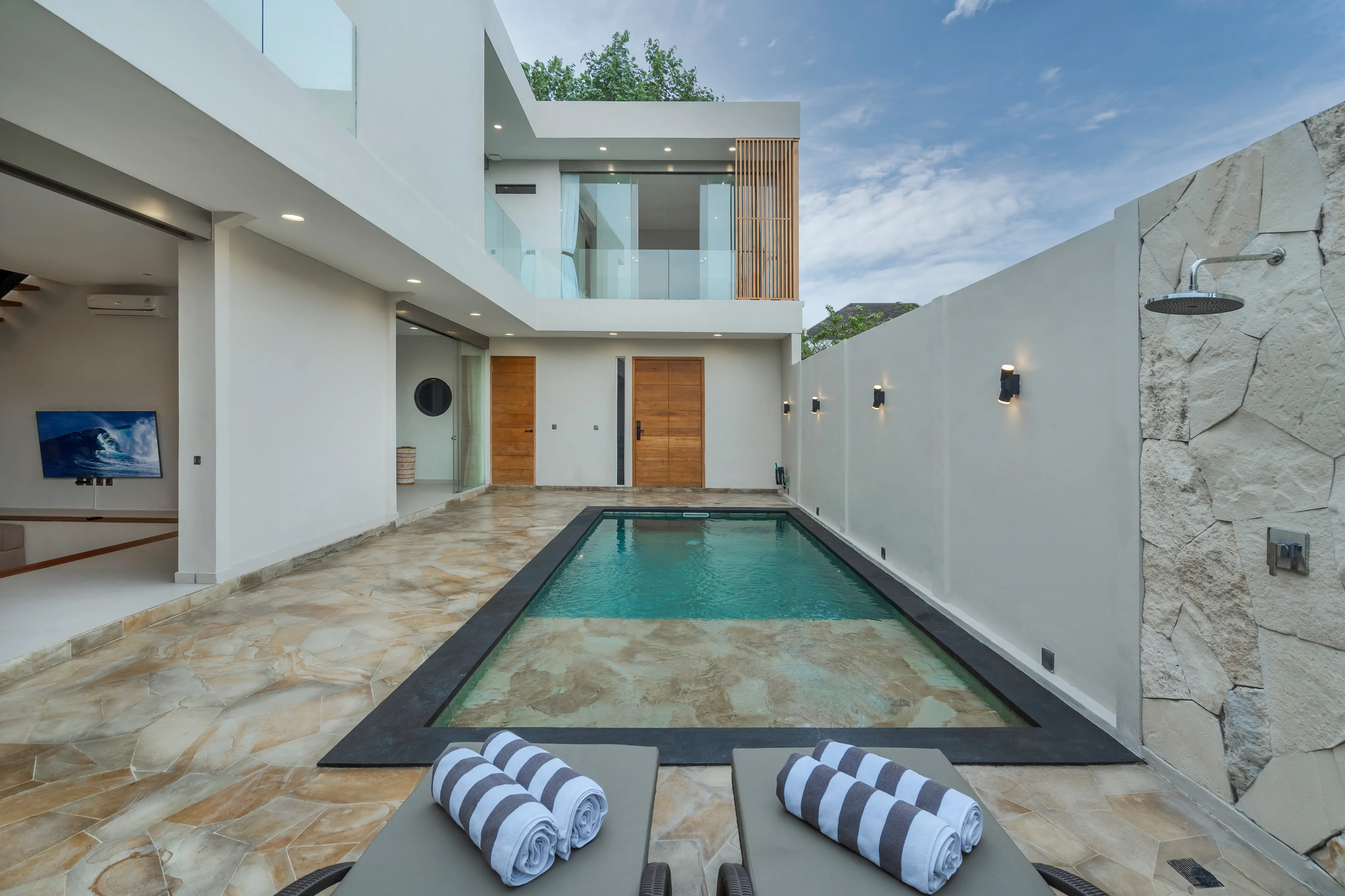Villa 370m² in Indonesia, Canggu. Priced at 399000$ rent photo-10