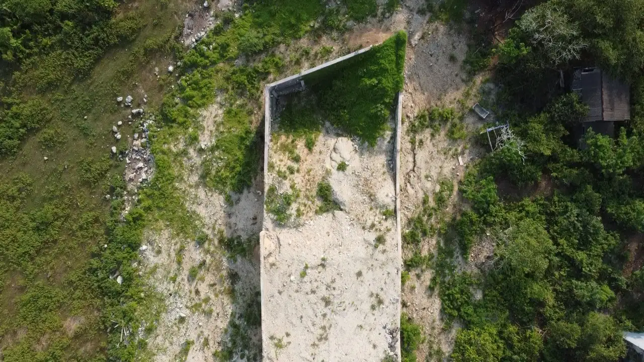 Land 0m² in Indonesia, Bukit. Priced at 335000$ rent photo-4