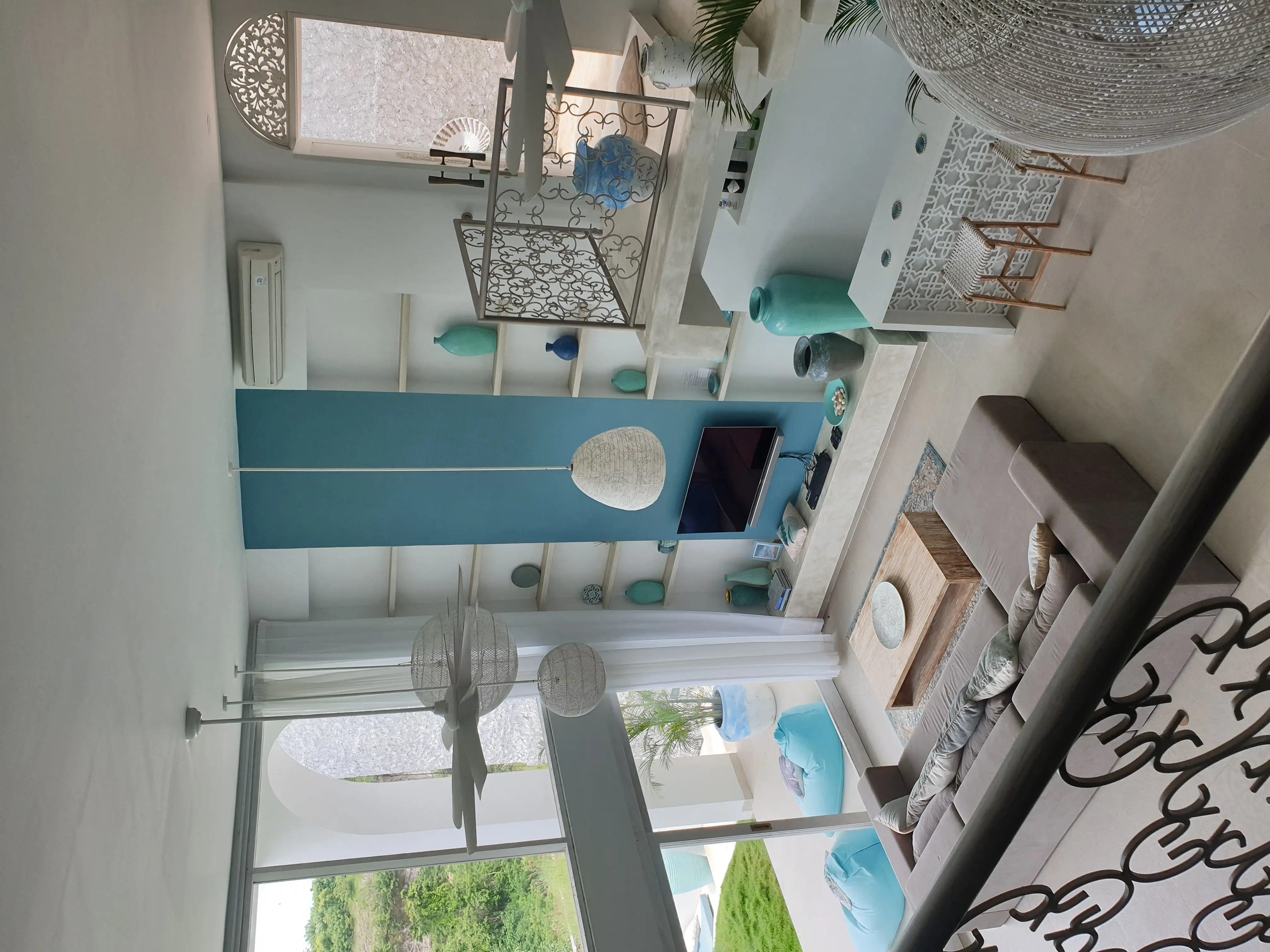 Villa 560m² in Indonesia, Bukit. Priced at 70000$ rent photo-26