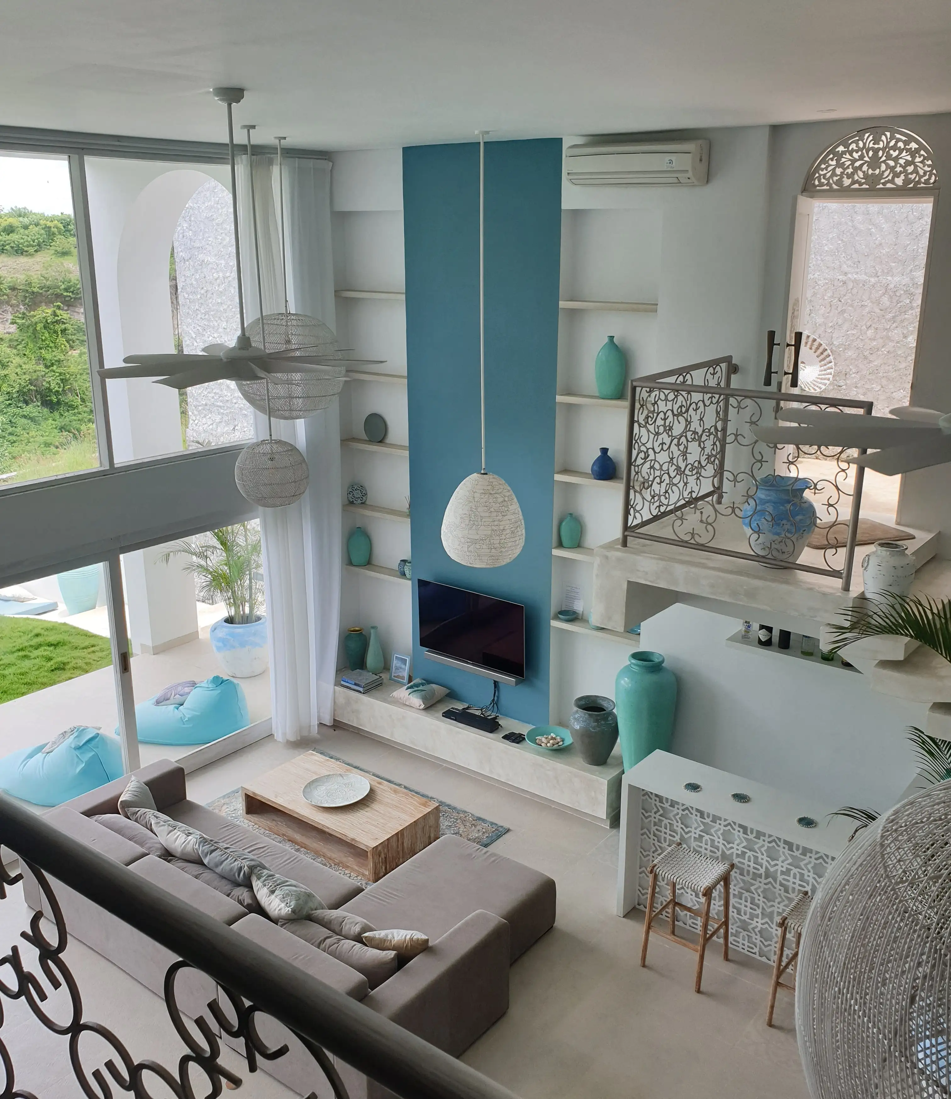 Villa 560m² in Indonesia, Bukit. Priced at 70000$ rent photo-33