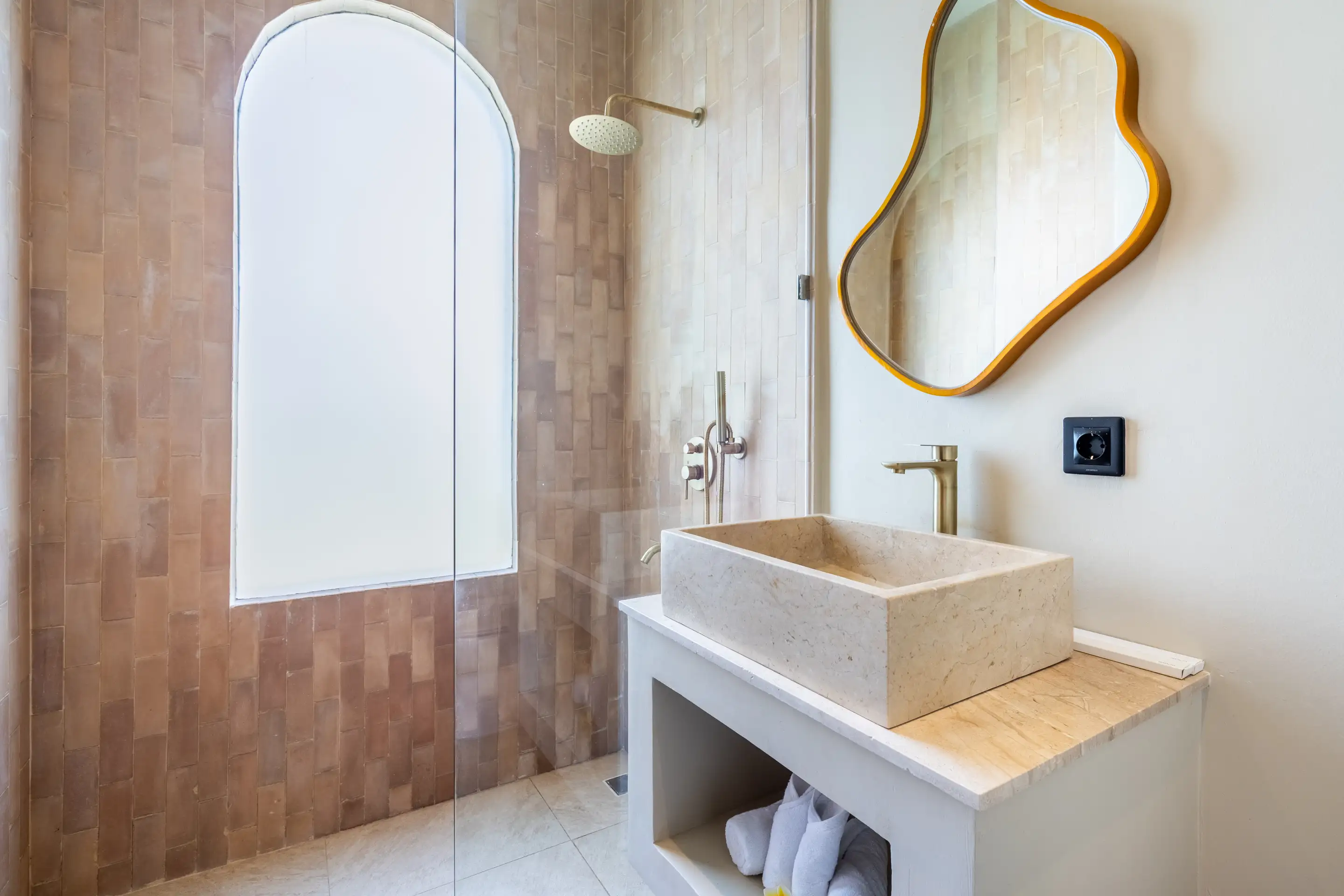 Villa 120m² in Indonesia, Canggu. Priced at 272000$ rent photo-10