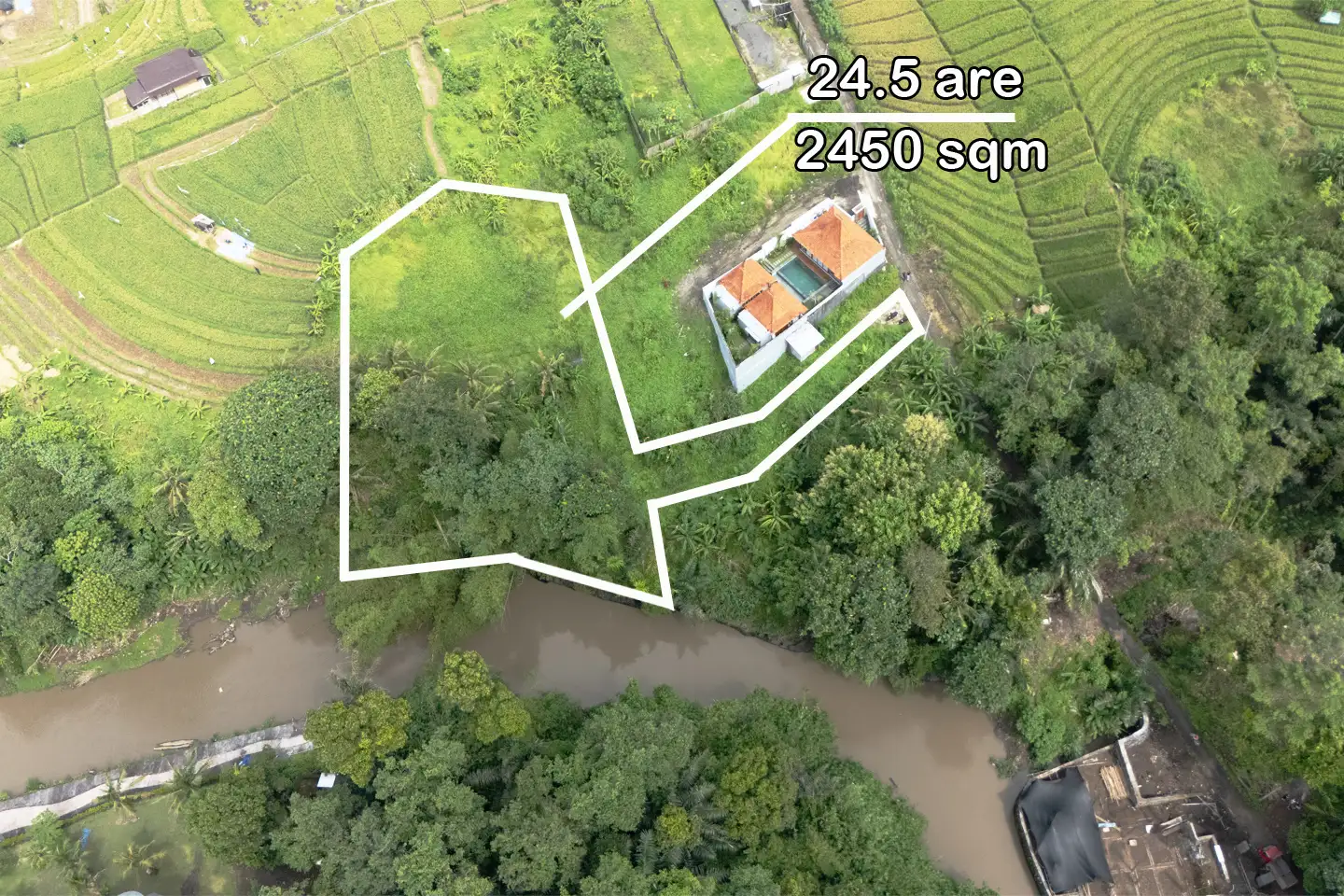 Land 0m² in Indonesia, Tabanan. Priced at 424300$ rent photo-5