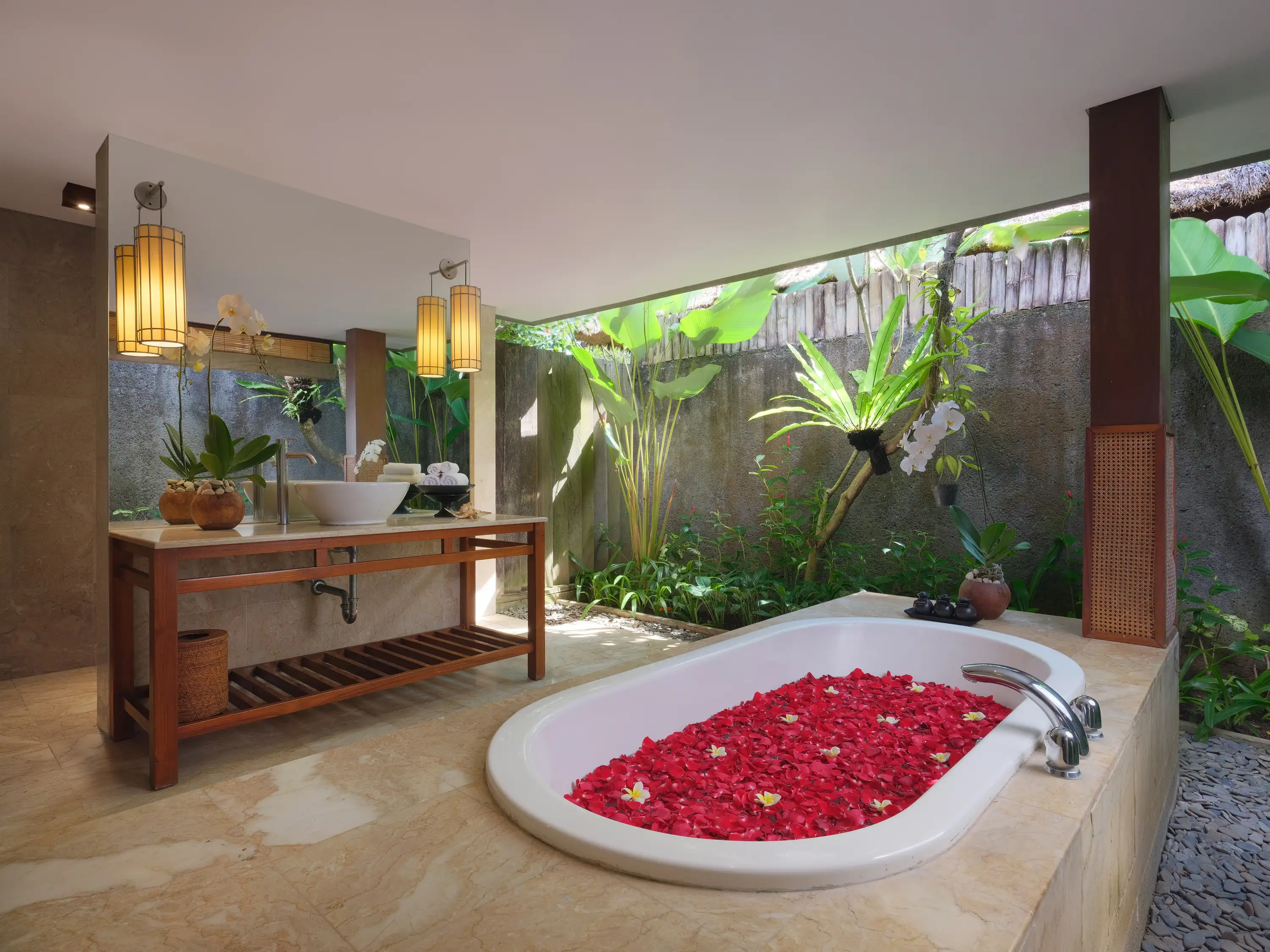 Villa 90m² in Indonesia, Seminyak. Priced at 295000$ rent photo-2