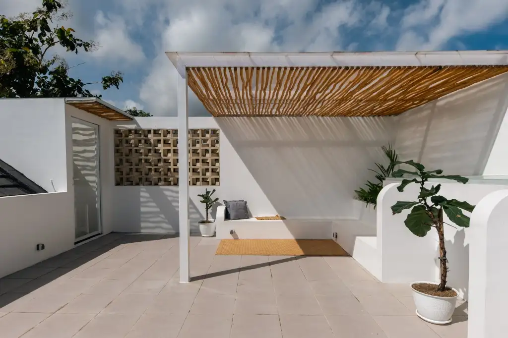 Villa 198m² in Indonesia, Bukit. Priced at 330000$ rent photo-4