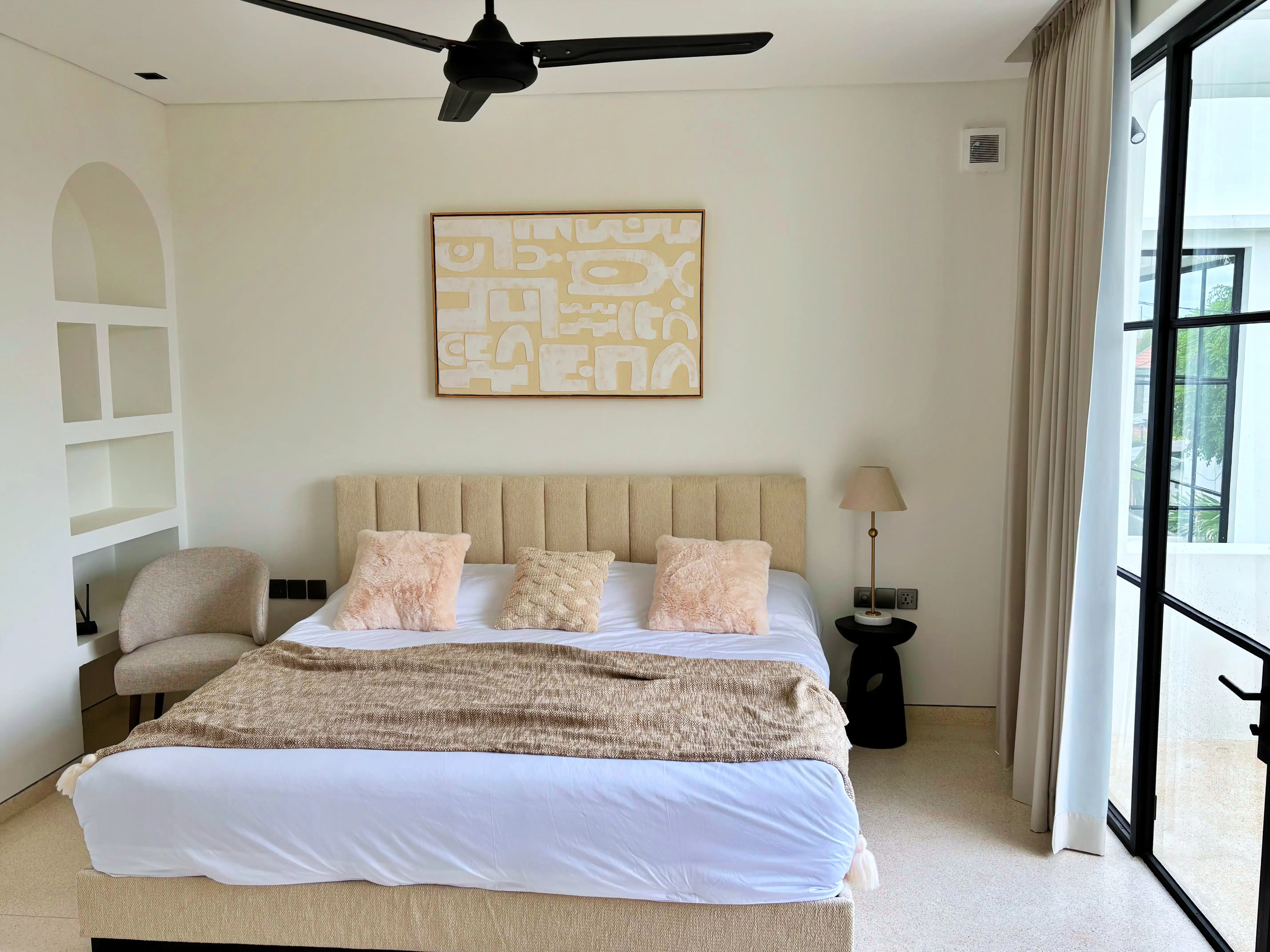 Villa 168m² in Indonesia, Umalas. Priced at 399000$ rent photo-8