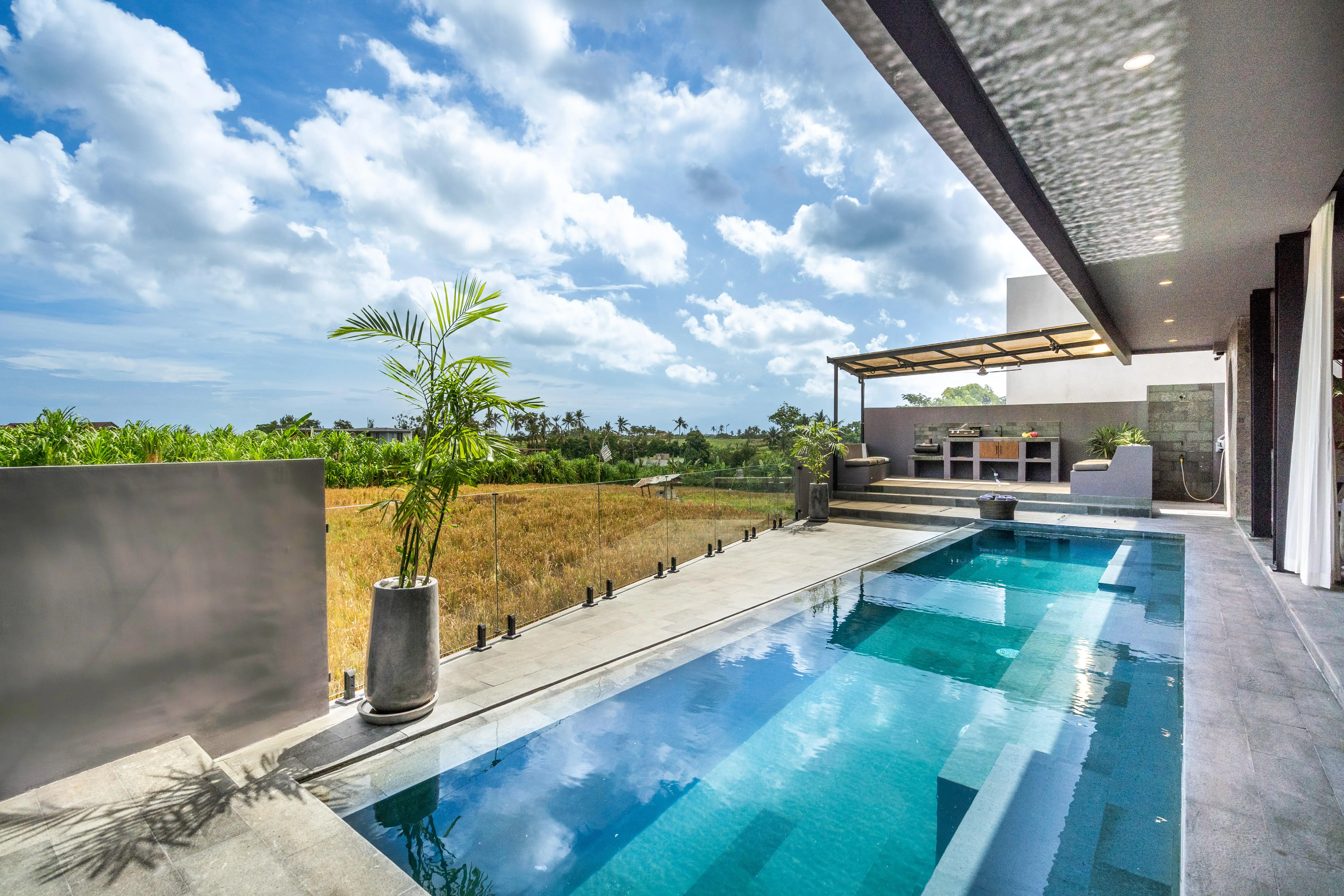 Villa 700m² in Indonesia, Canggu. Priced at 780000$ rent photo-3