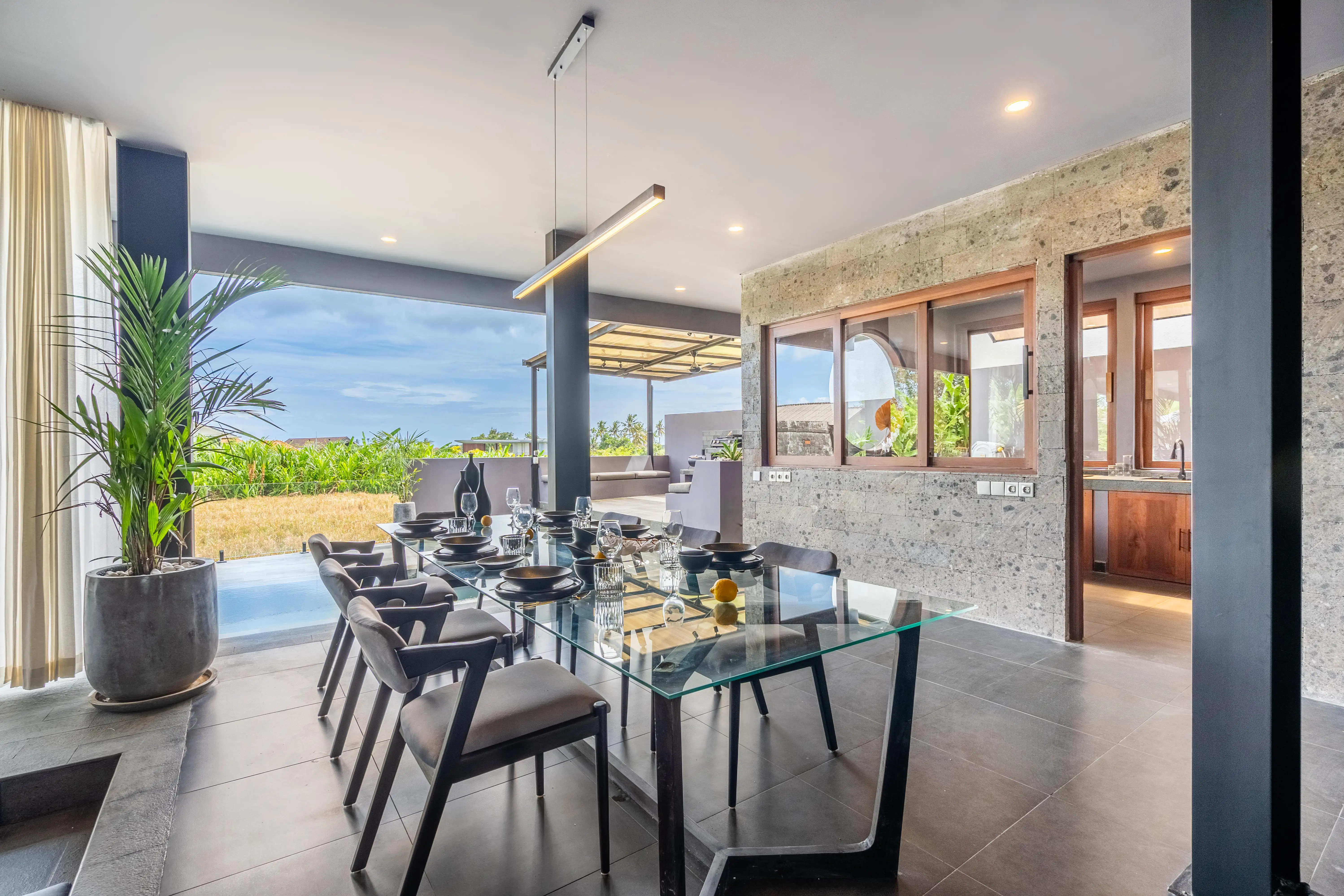 Villa 700m² in Indonesia, Canggu. Priced at 780000$ rent photo-27