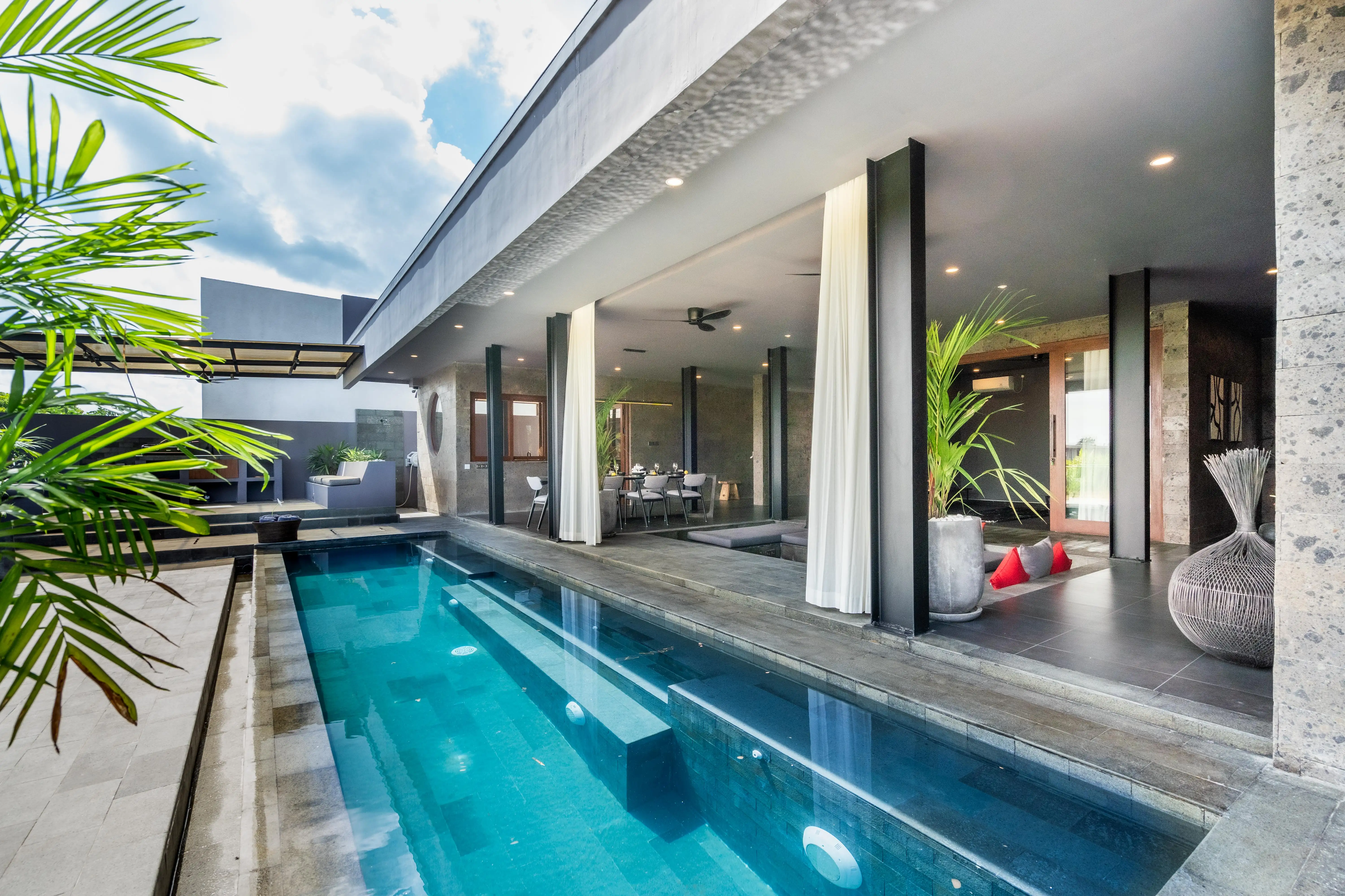 Villa 700m² in Indonesia, Canggu. Priced at 780000$ rent photo-32