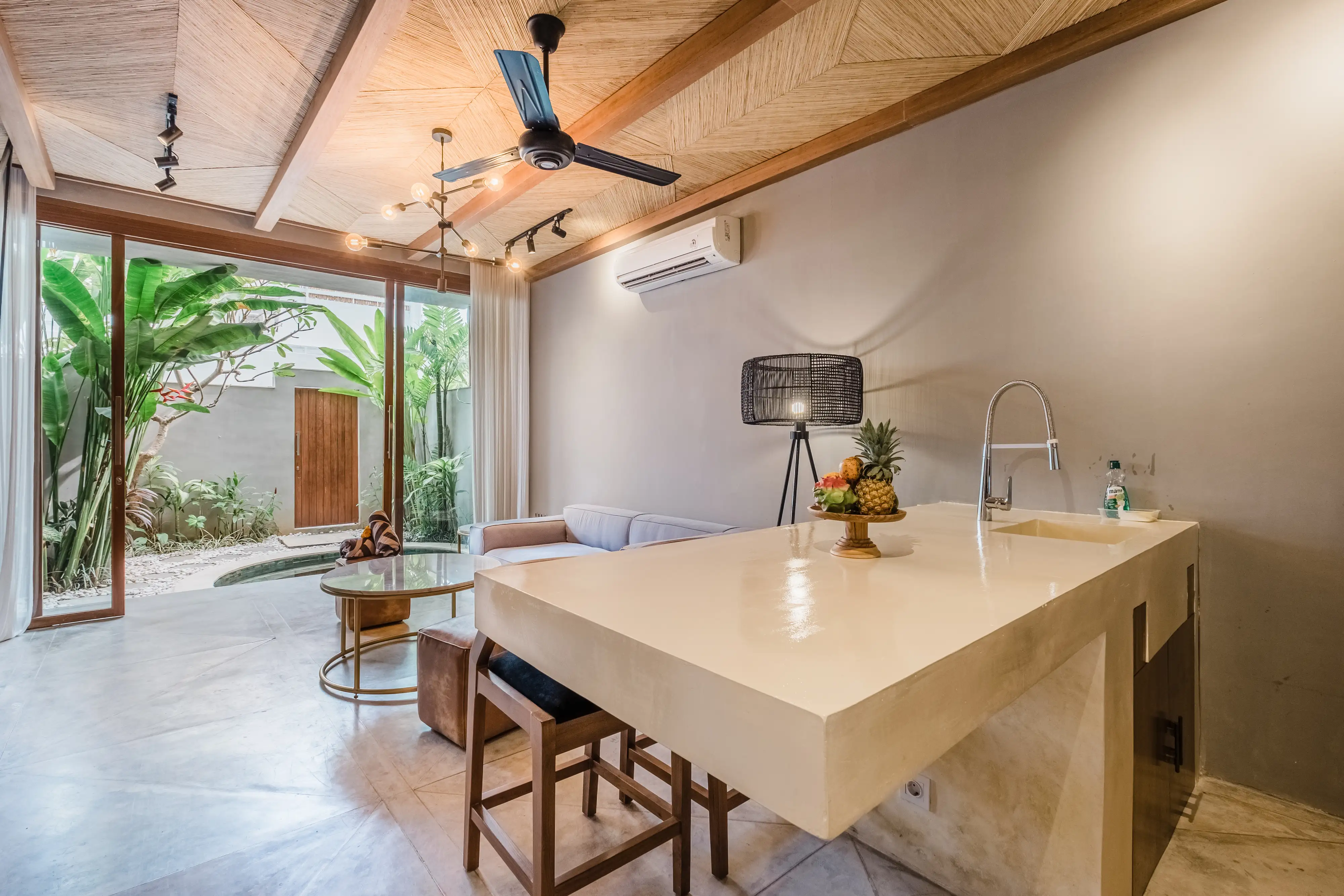 Villa 70m² in Indonesia, Canggu. Priced at 150960$ rent photo-12