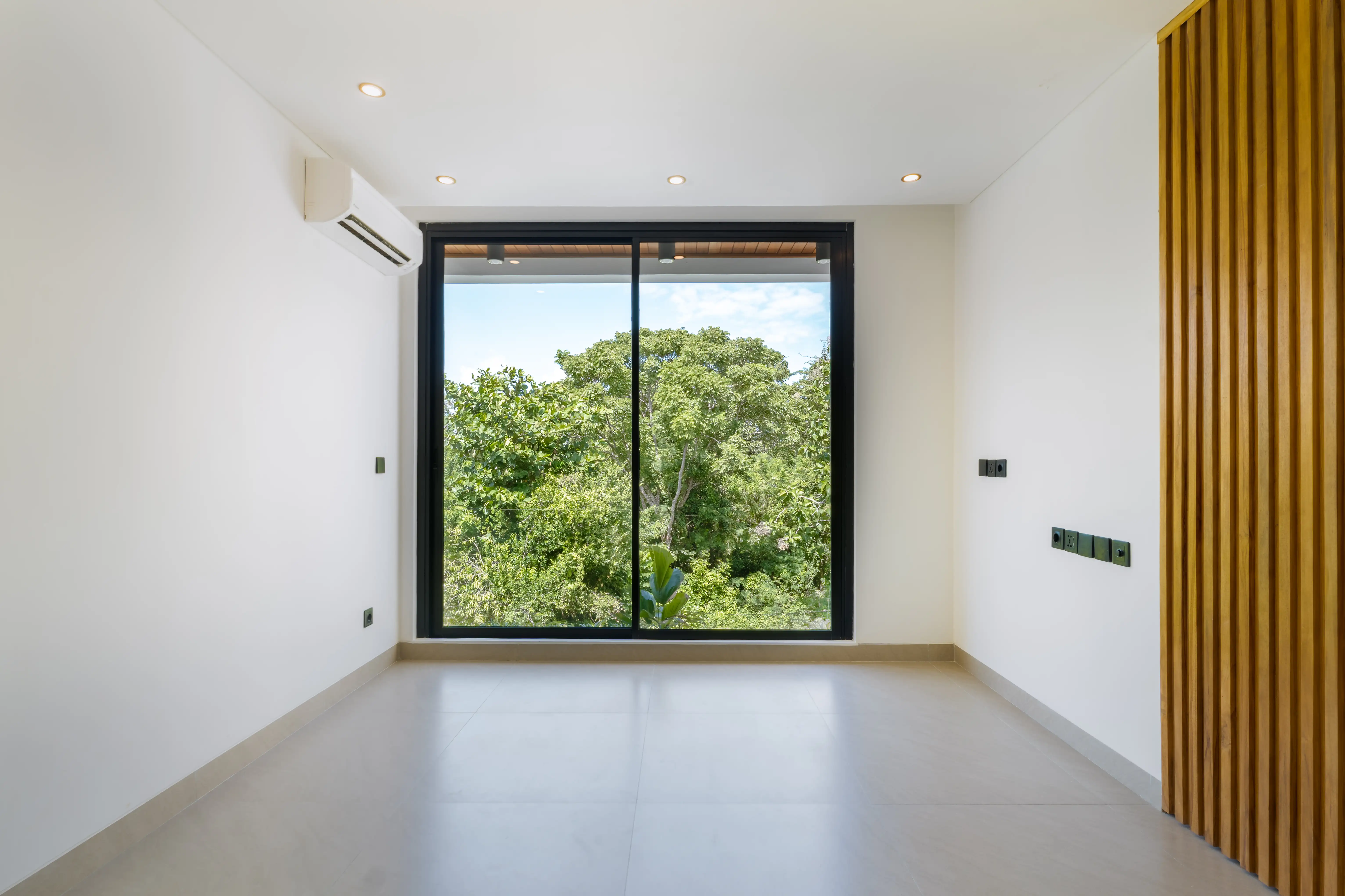 Villa 120m² in Indonesia, Bukit. Priced at 235000$ rent photo-3