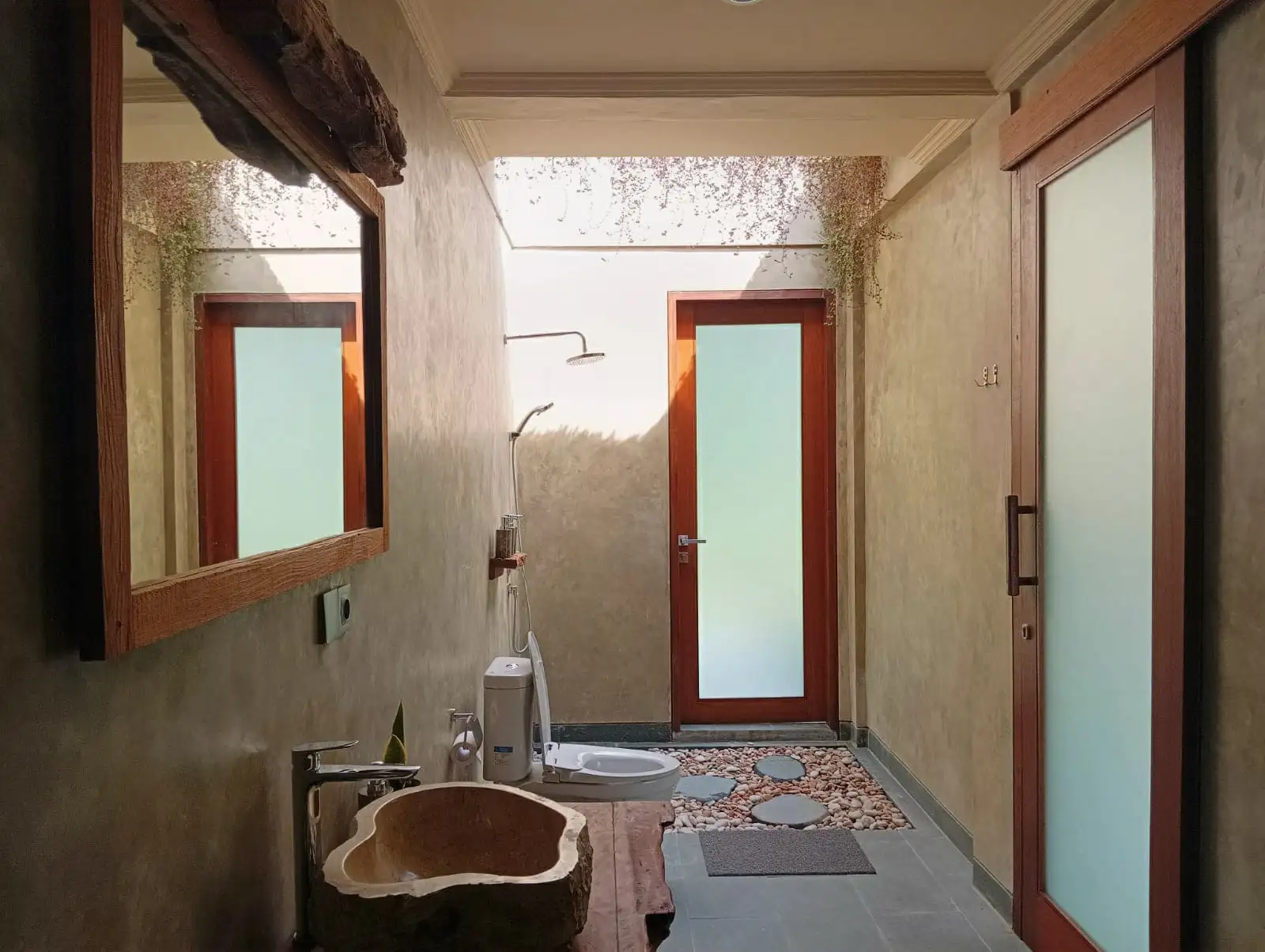Villa 142m² in Indonesia, Ubud. Priced at 250000$ rent photo-4