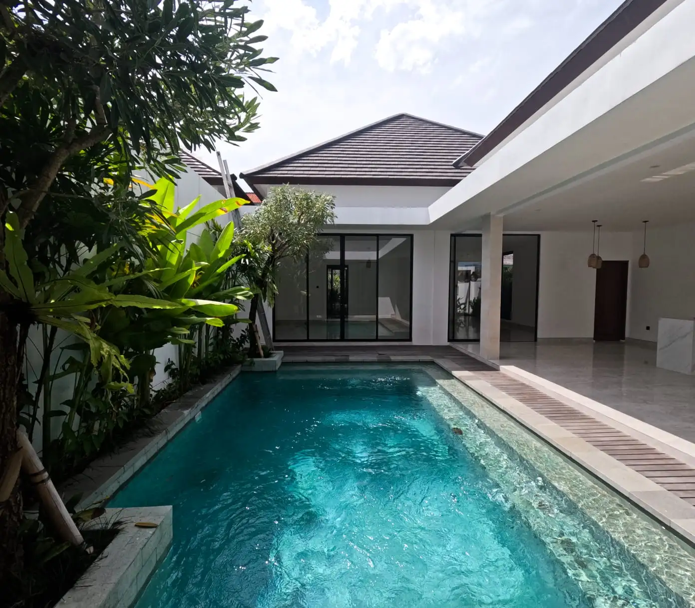 Villa 260m² in Indonesia, Seminyak. Priced at 181700$ rent photo-1