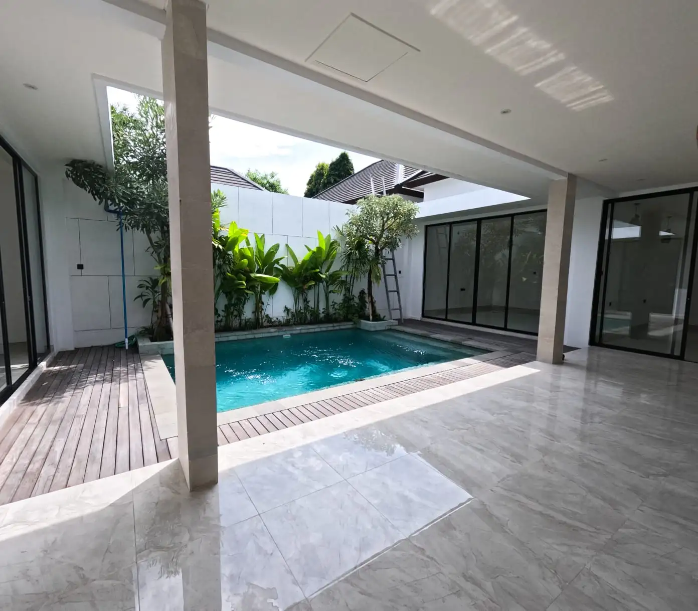 Villa 260m² in Indonesia, Seminyak. Priced at 181700$ rent photo-12