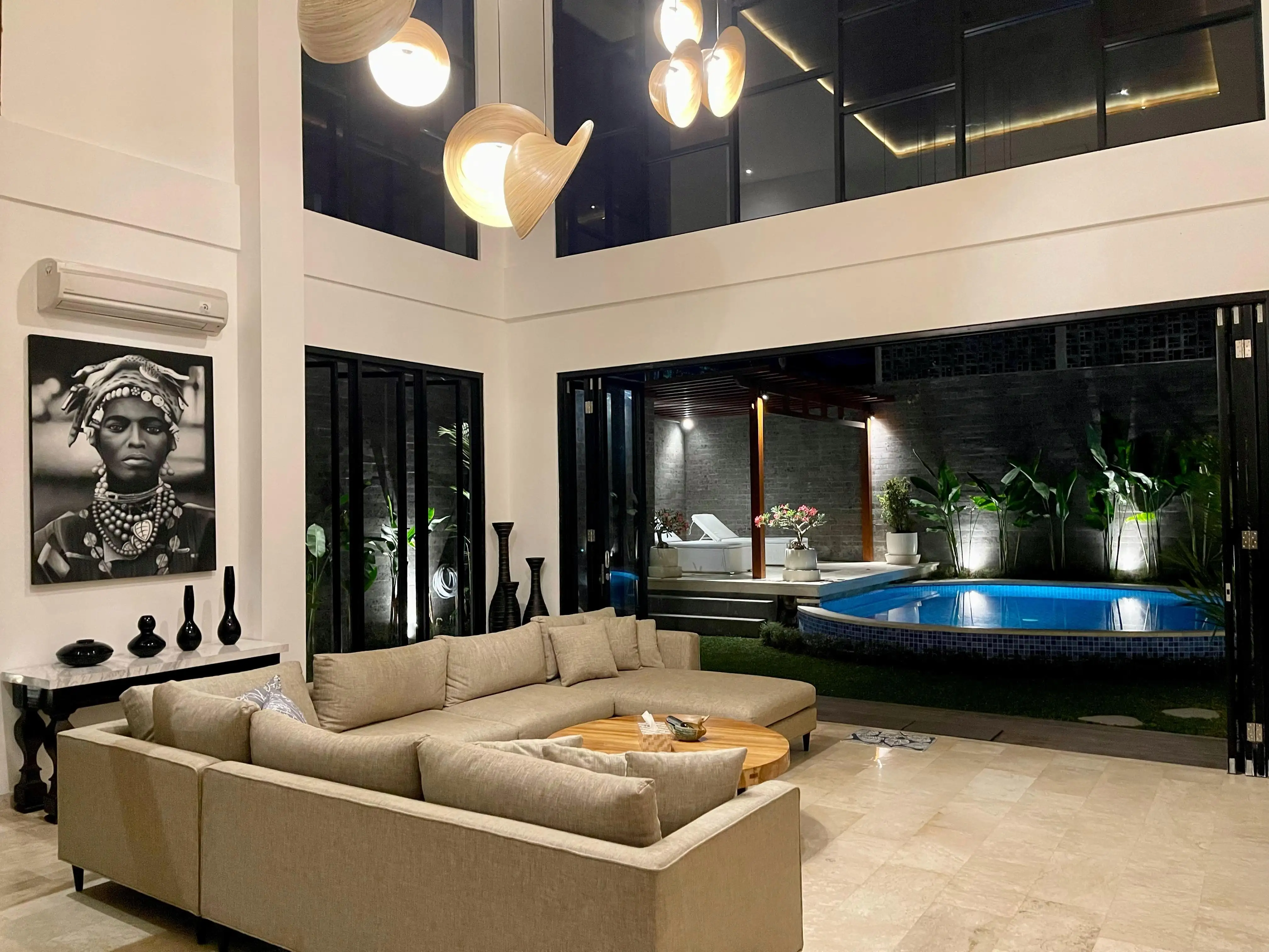 Villa 600m² in Indonesia, Kerobokan. Priced at 51525$ rent photo-19