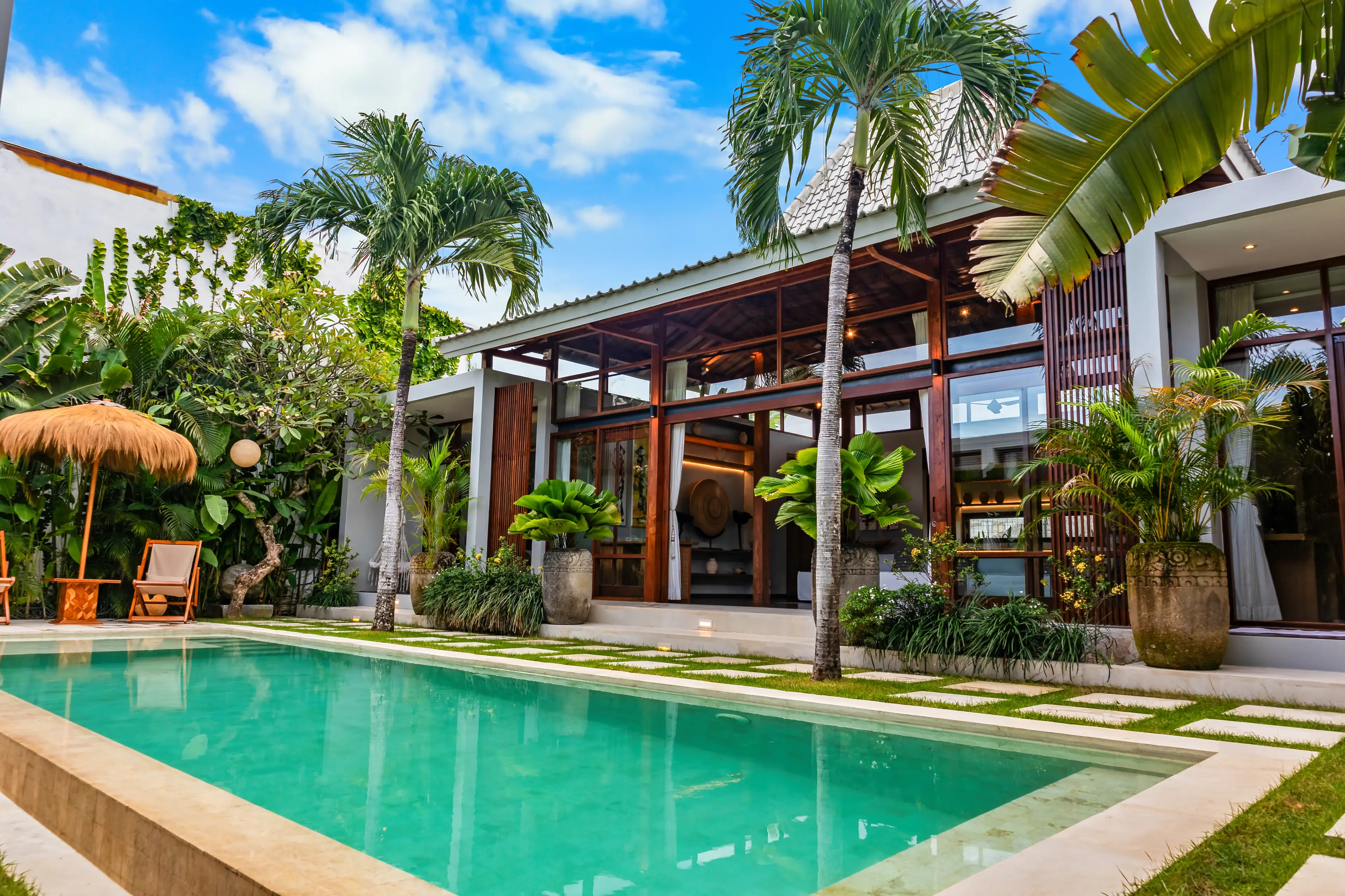 Villa 300m² in Indonesia, Umalas. Priced at 445599$ rent photo-20