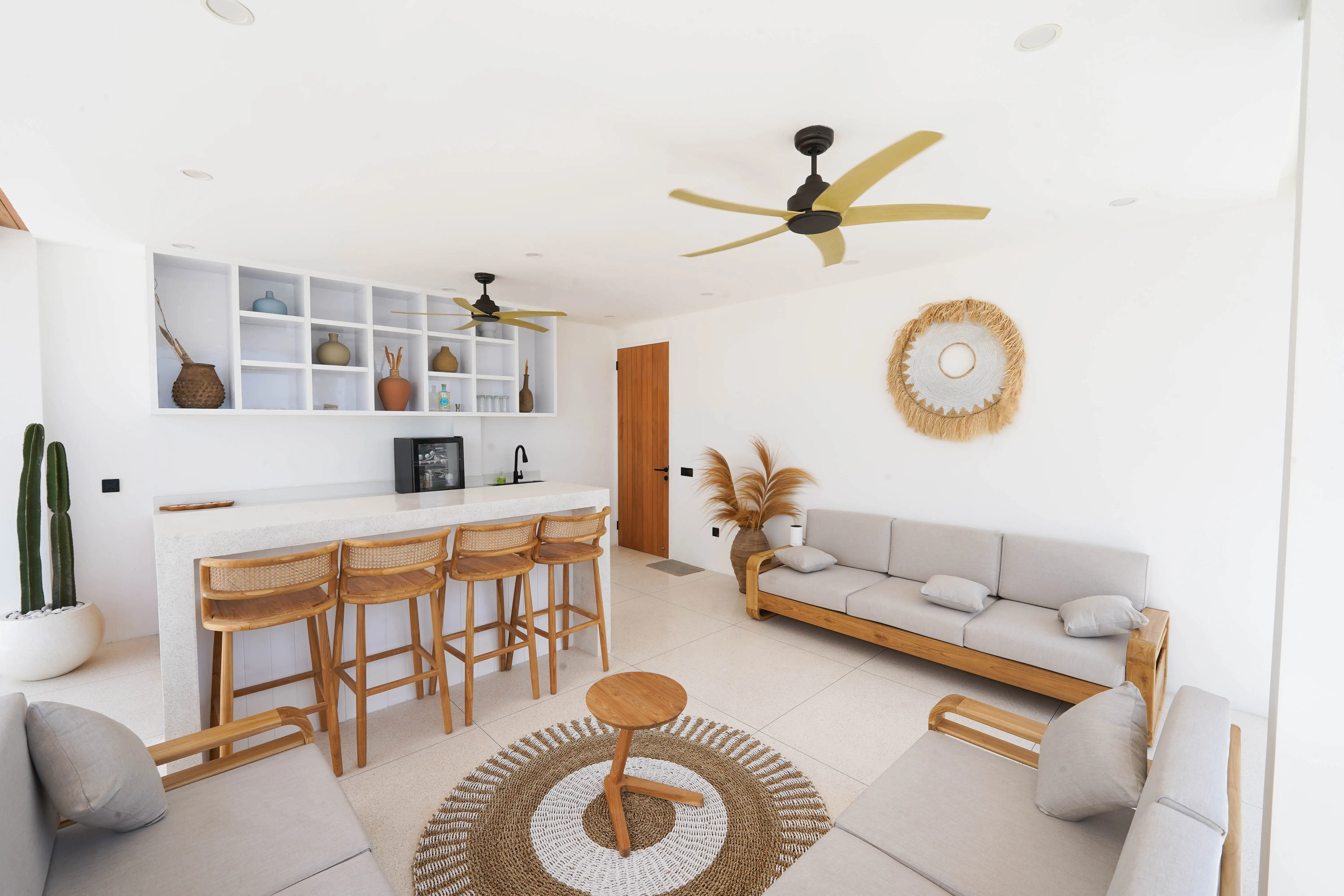 Villa 402m² in Indonesia, Canggu. Priced at 492914$ rent photo-8